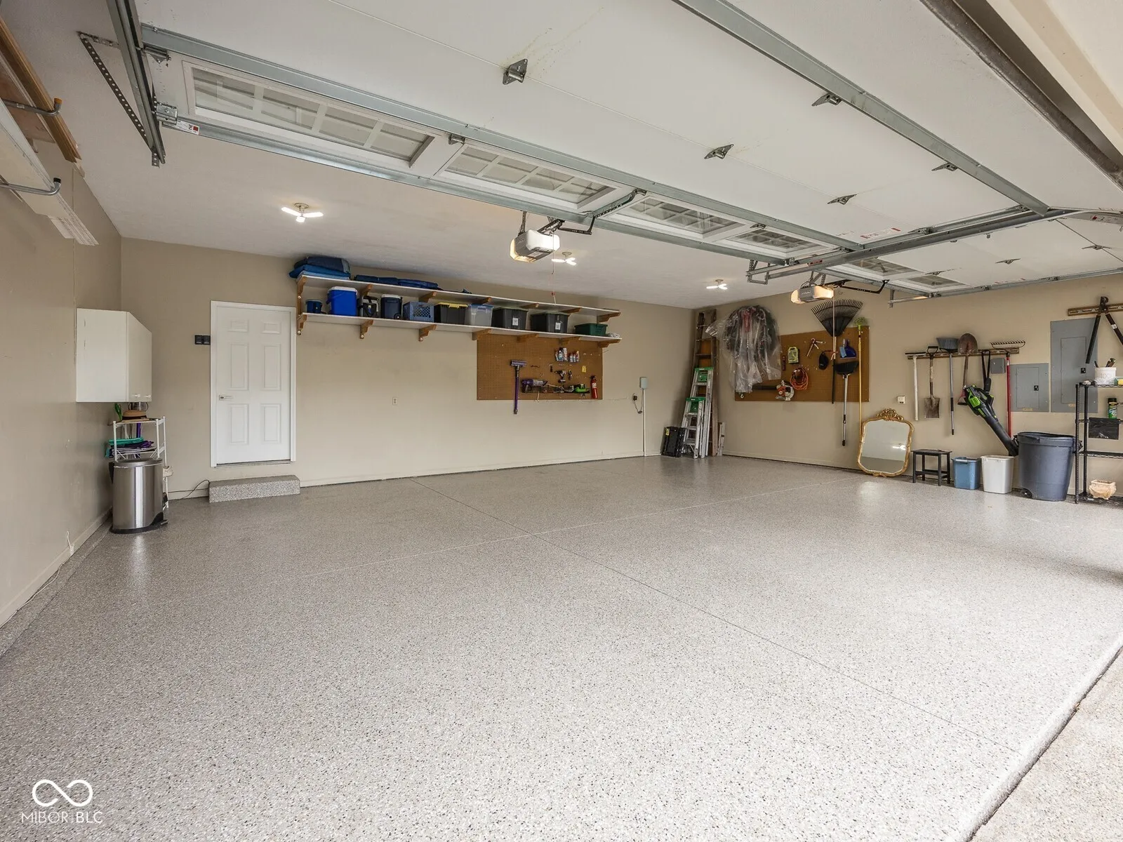 Indianapolis, Indiana 46236, United States, 5 Bedrooms Bedrooms, ,5 BathroomsBathrooms,Residential,Active,198144