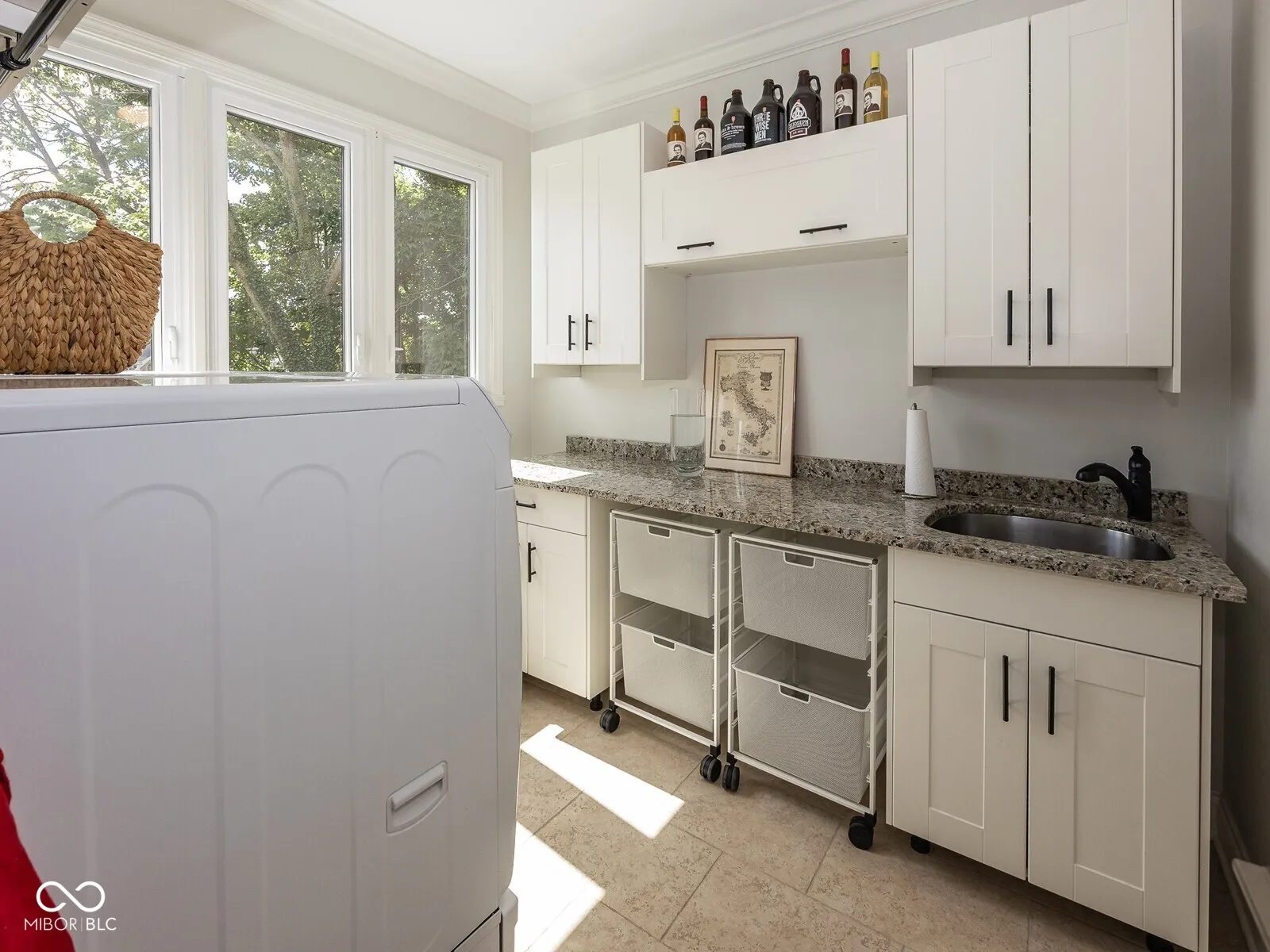 Indianapolis, Indiana 46236, United States, 5 Bedrooms Bedrooms, ,5 BathroomsBathrooms,Residential,Active,198144