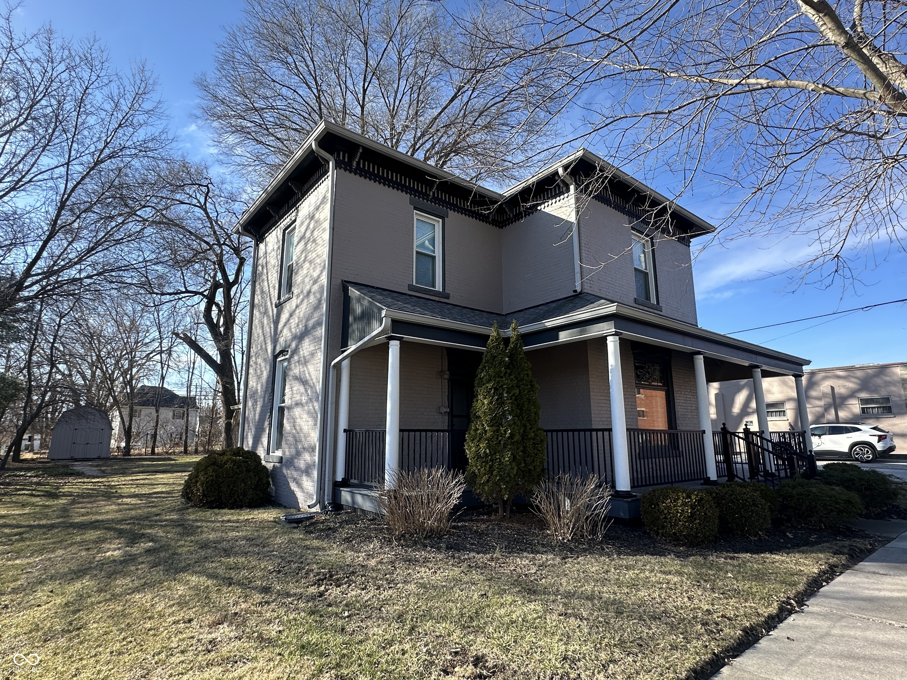 102 N Meridian Street