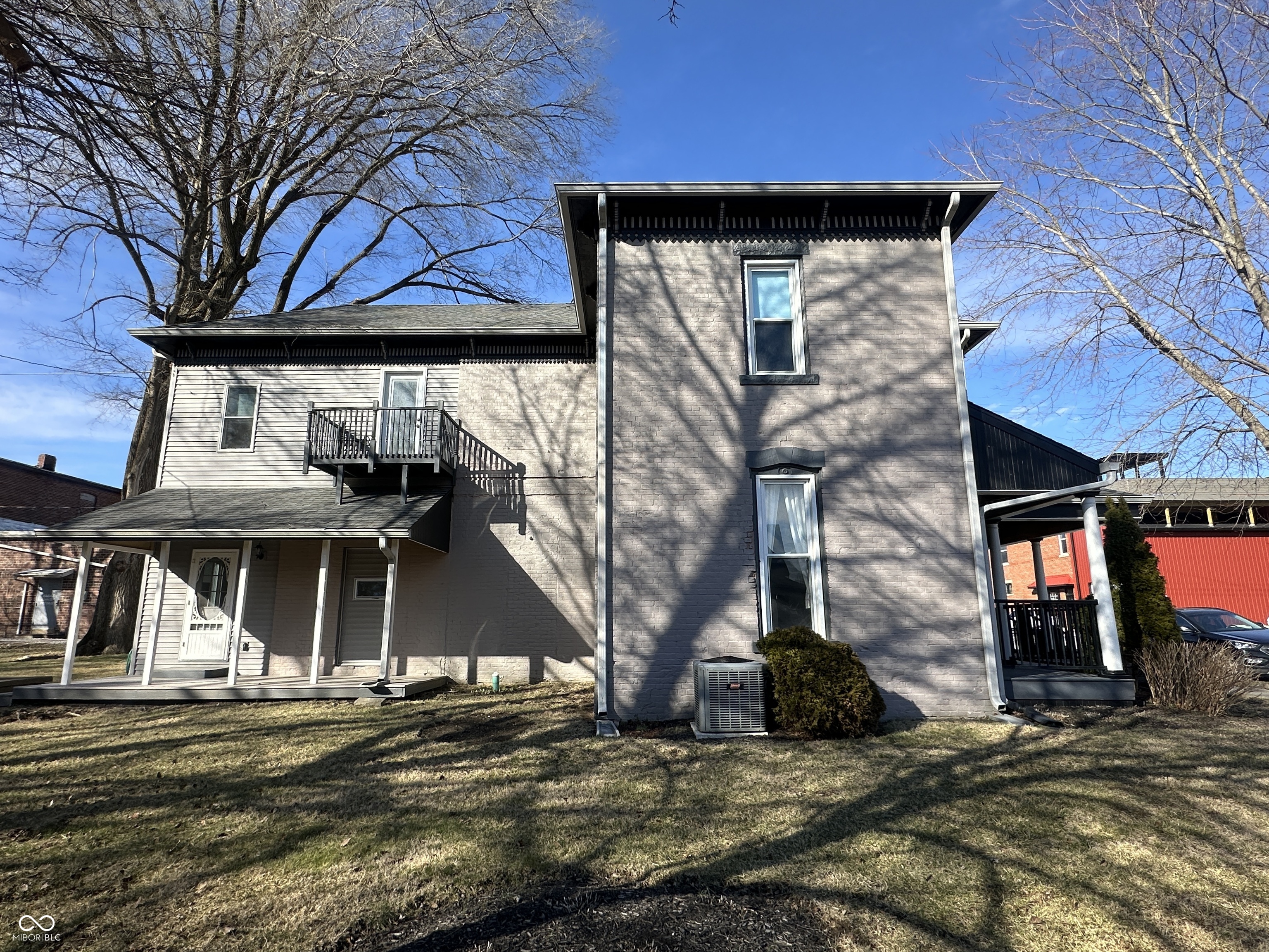 102 N Meridian Street