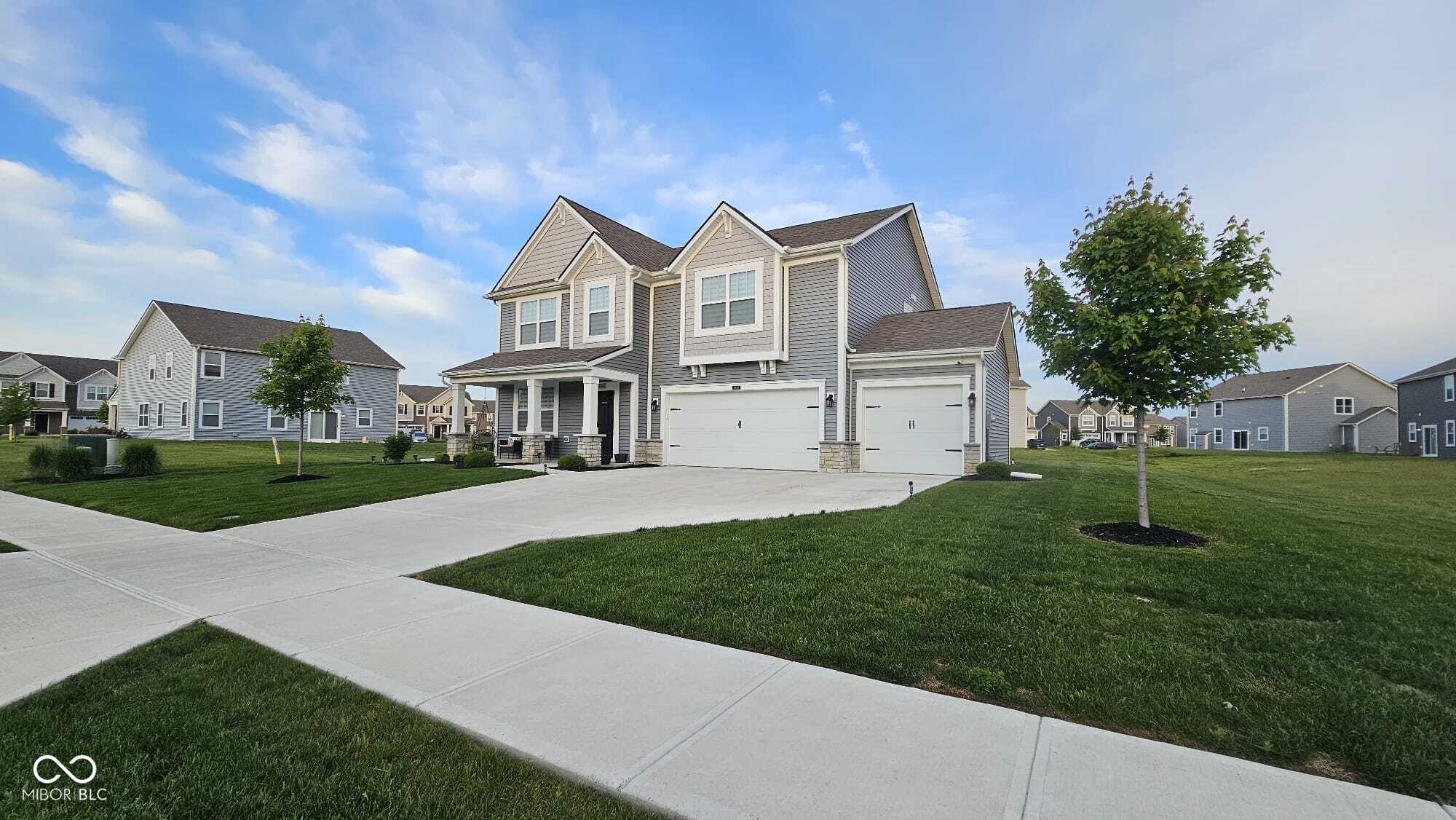 6842 Arrowhead Drive