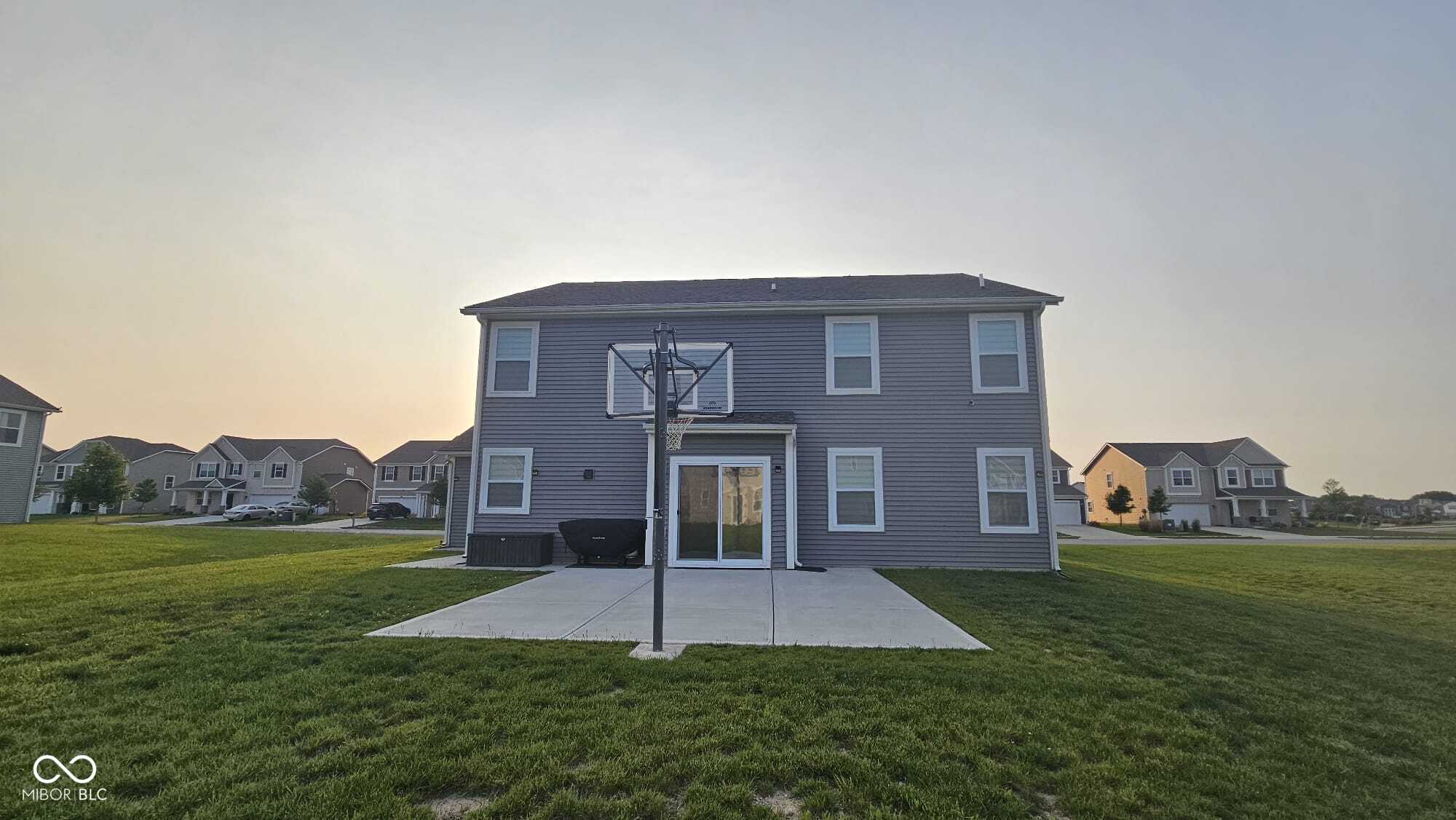 6842 Arrowhead Drive