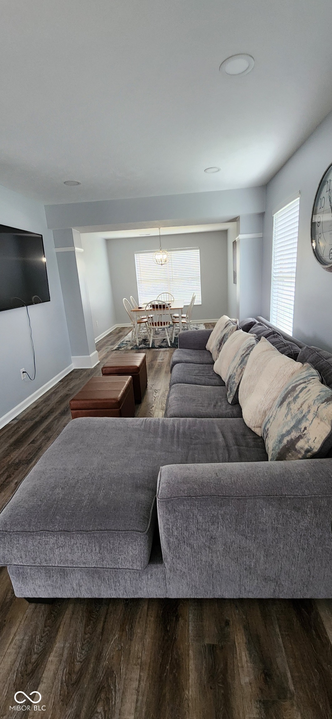 6201 Arrowhead Drive