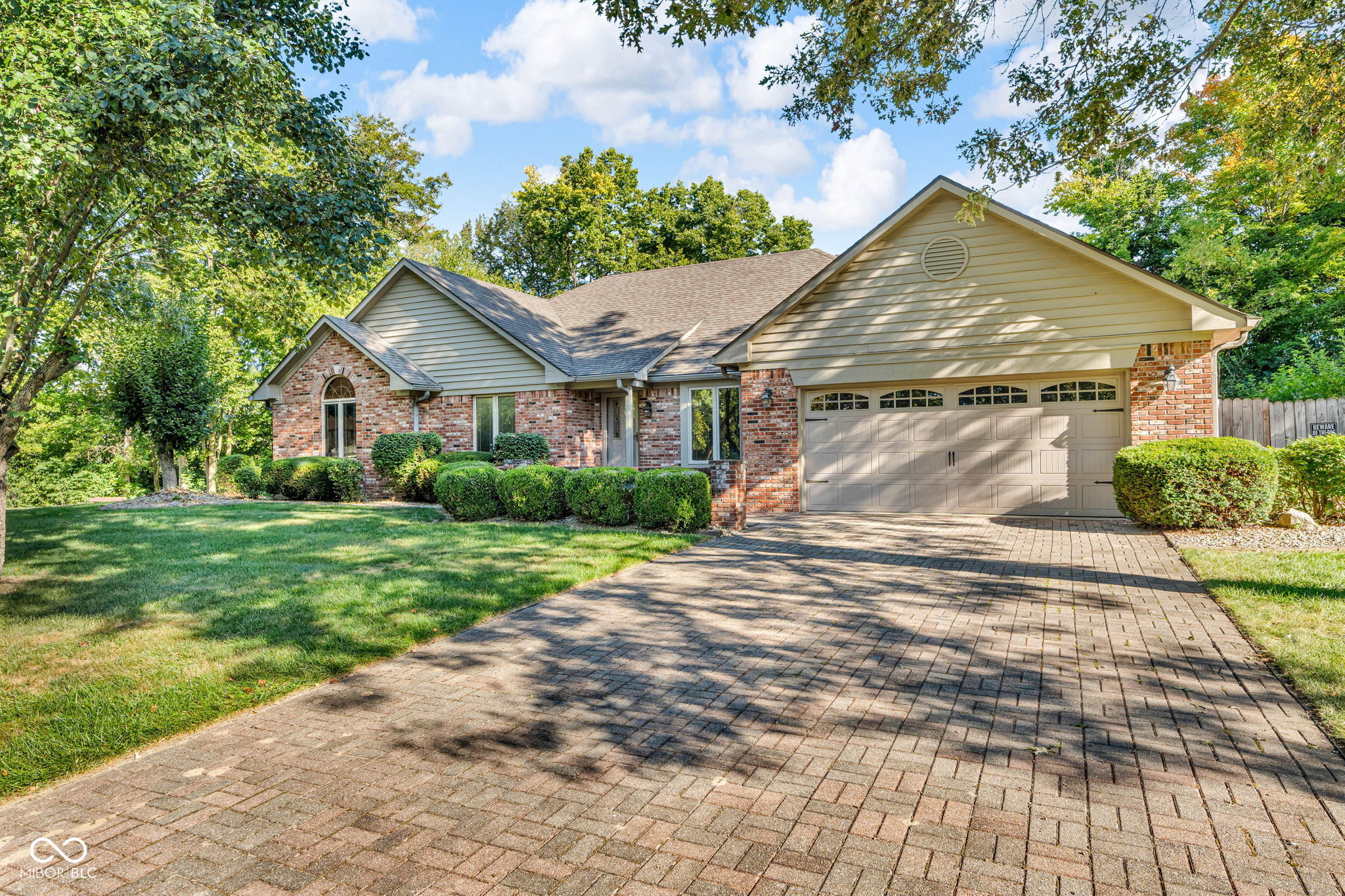 308 Vista Court