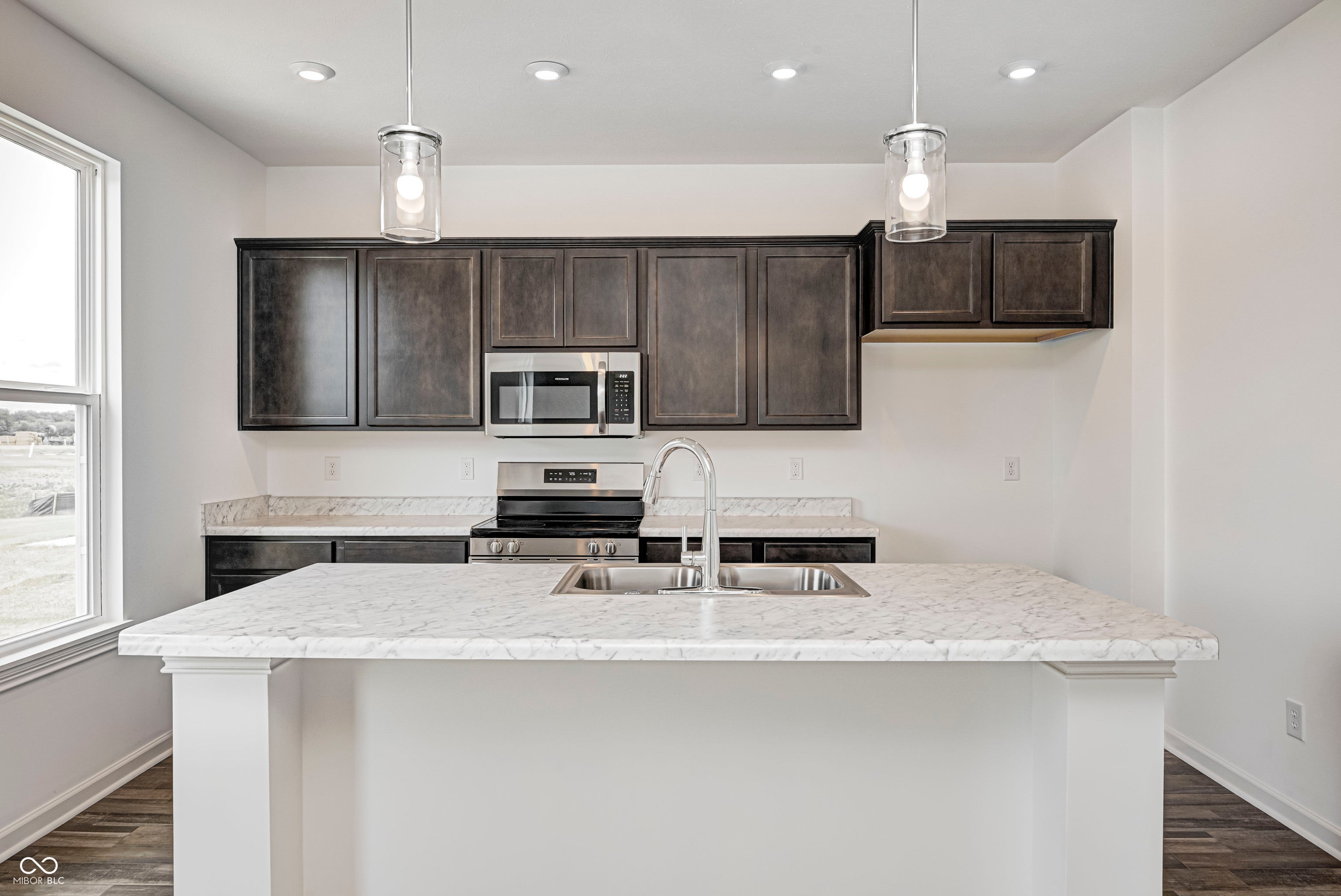 6583 Hemlock Lane