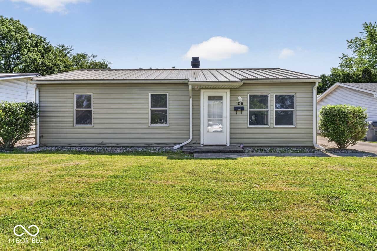 106 Eastman Road