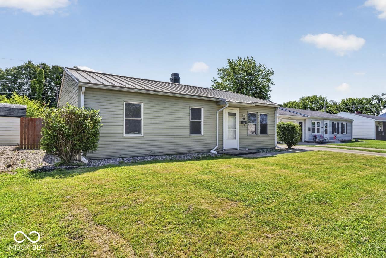 106 Eastman Road