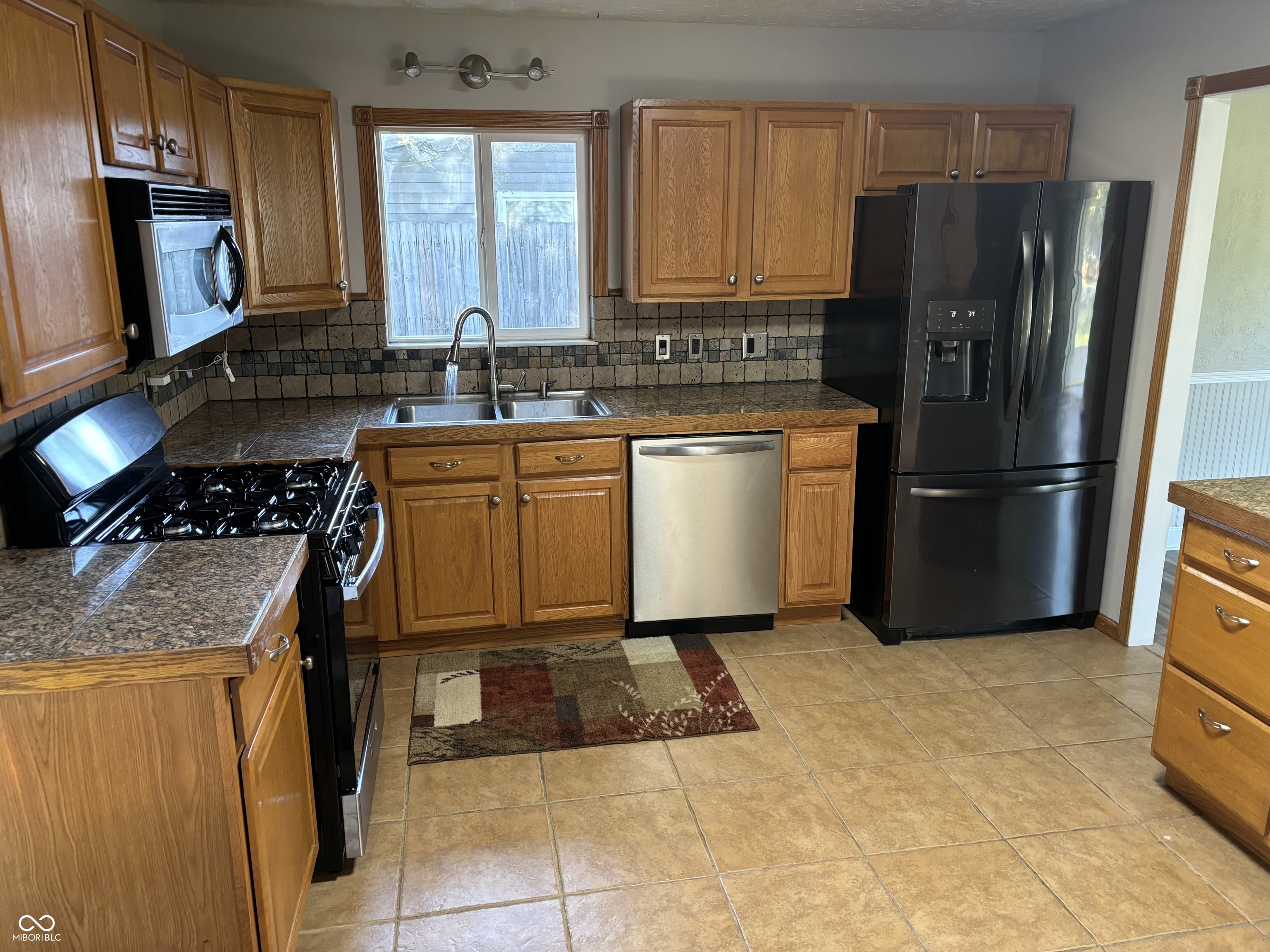 New Whiteland, Indiana 46184, United States, 3 Bedrooms Bedrooms, ,2 BathroomsBathrooms,Residential,Active,25409