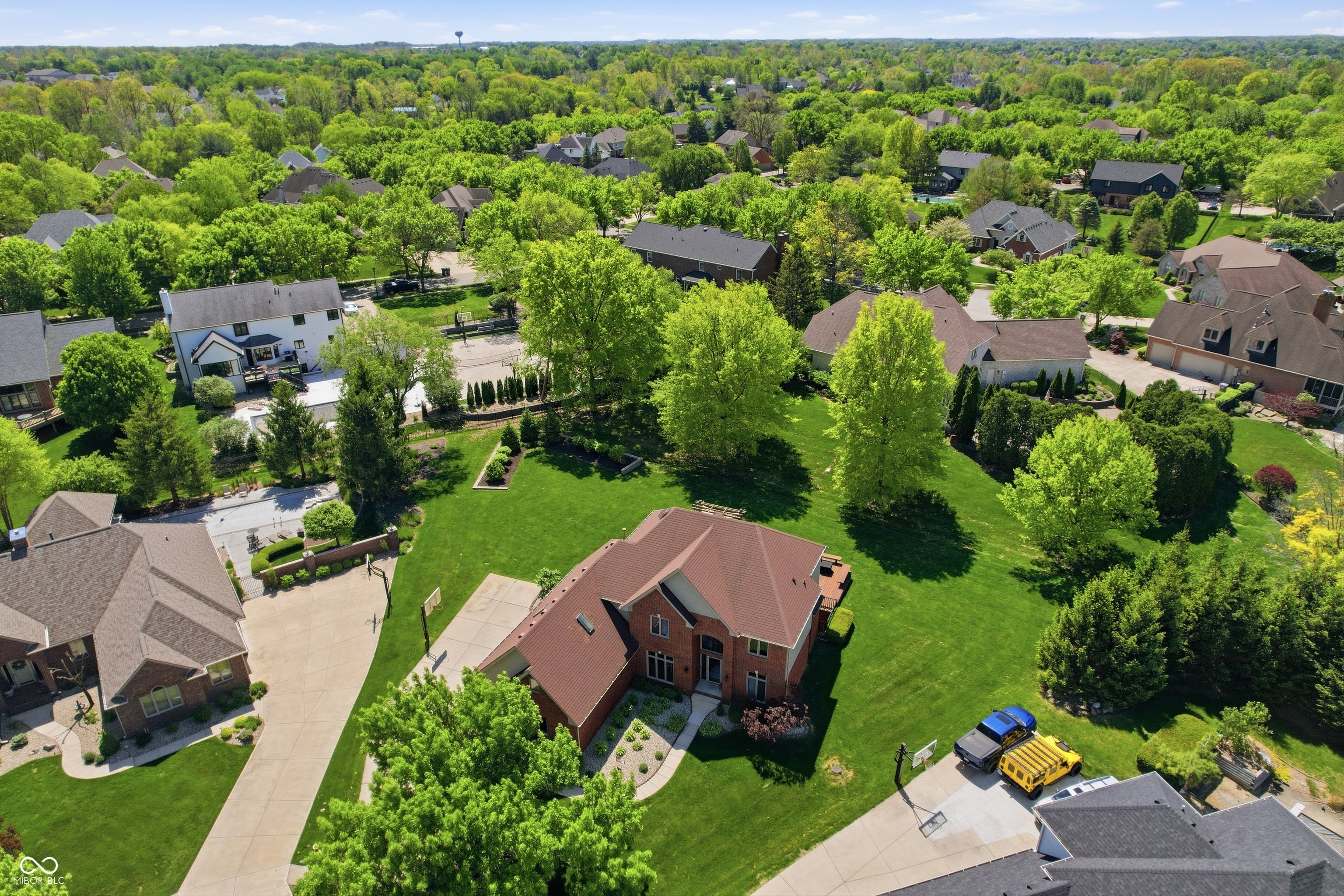1240 Eagle View Court