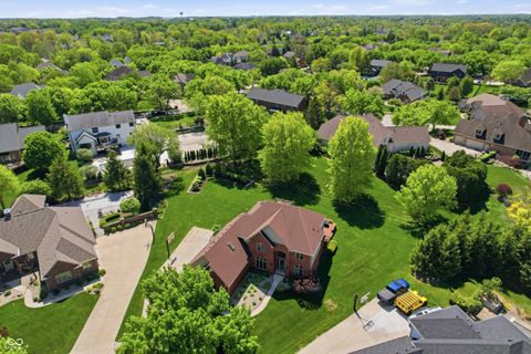 Photo of 1240 Eagle View Court, Greenwood, IN 46143 (MLS # 22098265)