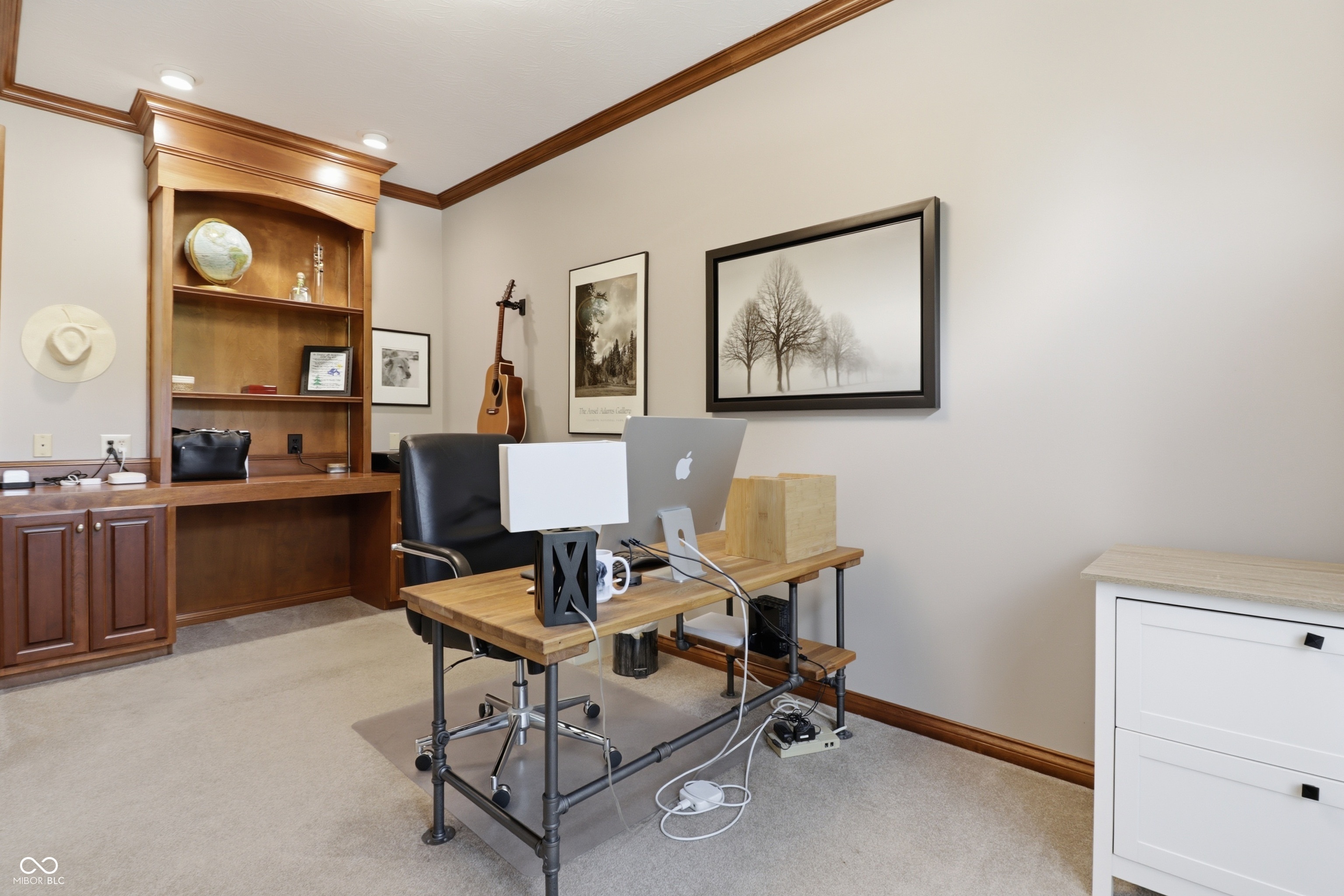 1240 Eagle View Court