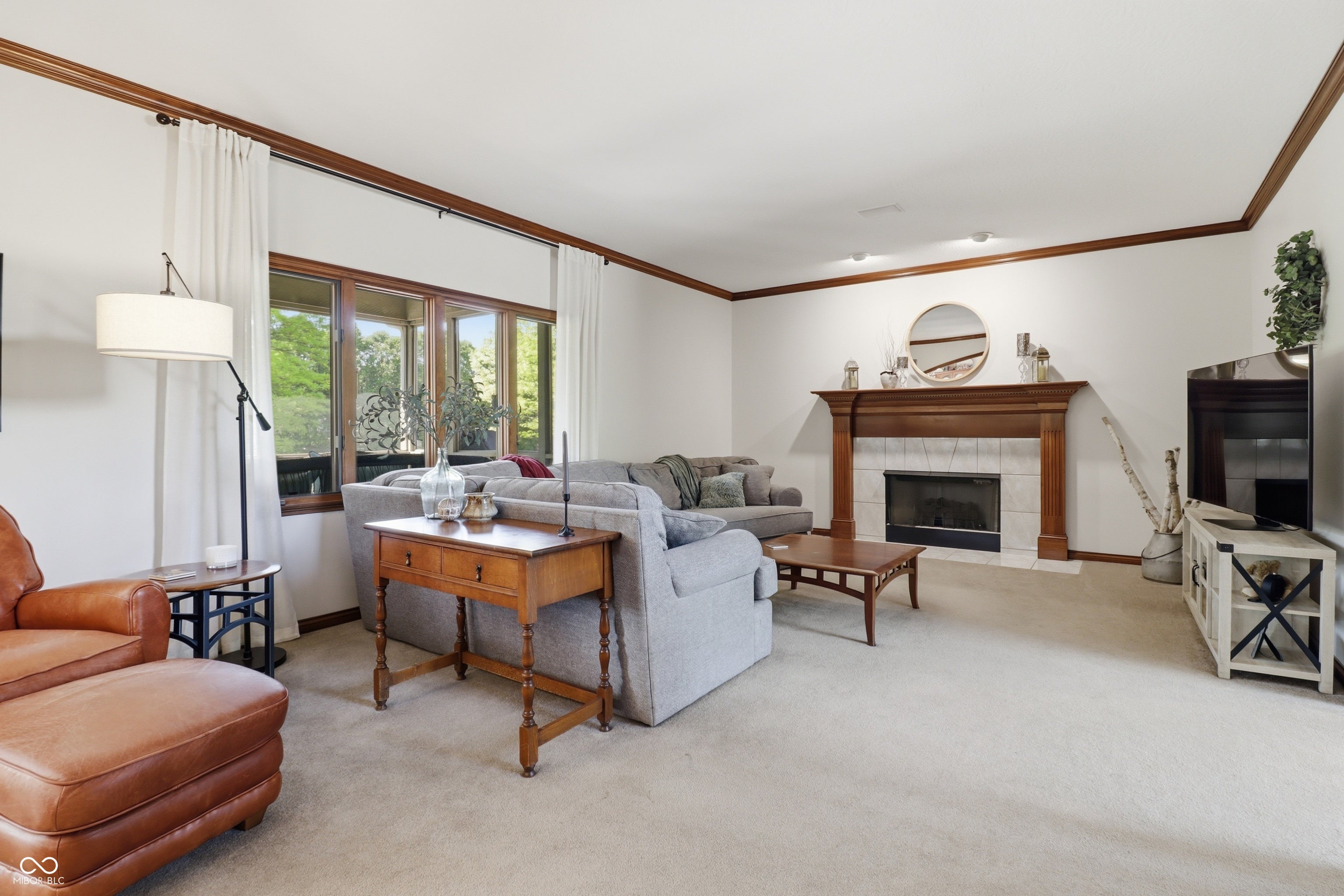 1240 Eagle View Court