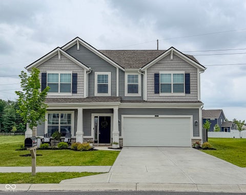 Photo of 6043 Cedar Shade Way, Indianapolis, IN 46259 (MLS # 22104334)