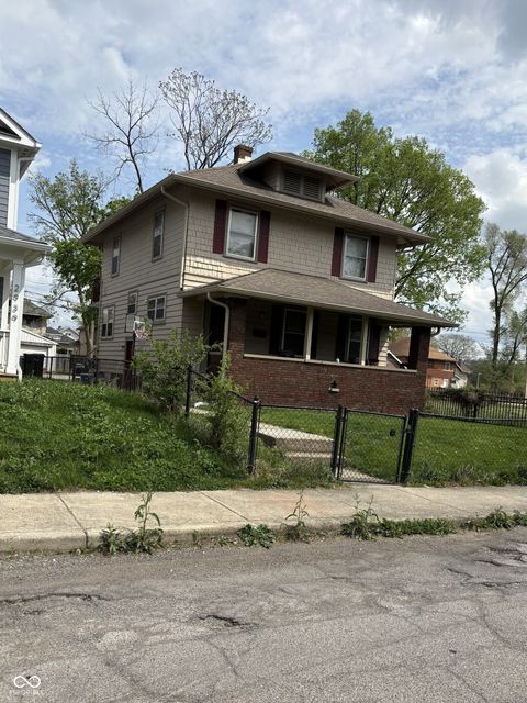 Photo of 2937 N Park Avenue, Indianapolis, IN 46205 (MLS # 22094188)