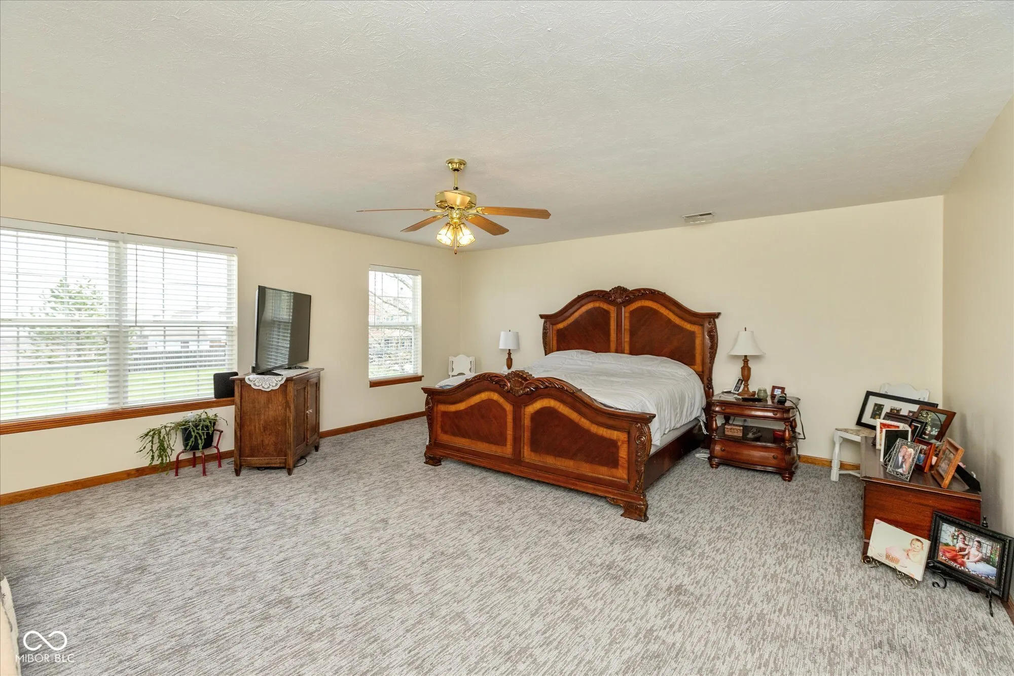 Whiteland, Indiana 46184, United States, 4 Bedrooms Bedrooms, ,3 BathroomsBathrooms,Residential,Pending,108521