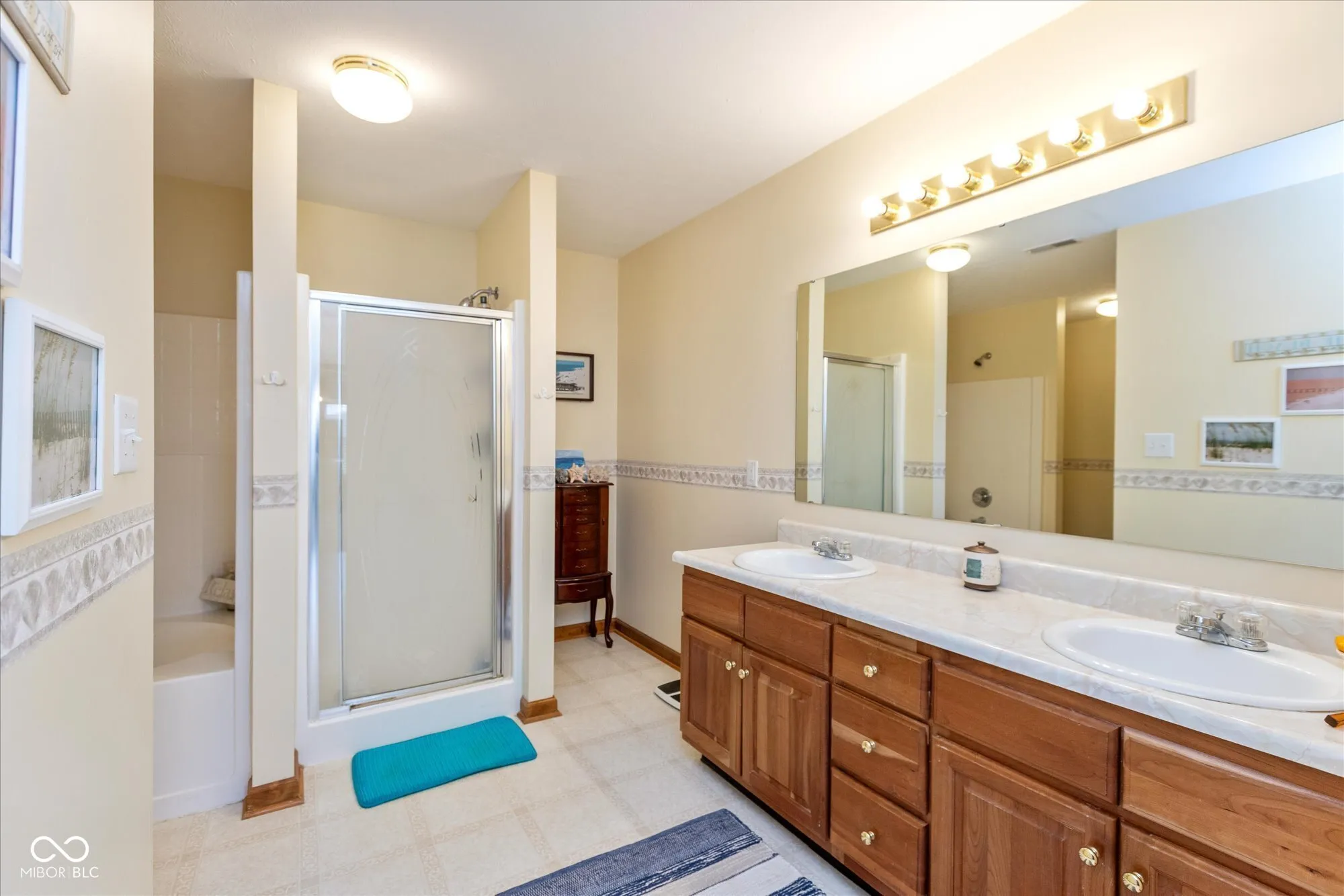 Whiteland, Indiana 46184, United States, 4 Bedrooms Bedrooms, ,3 BathroomsBathrooms,Residential,Pending,108521