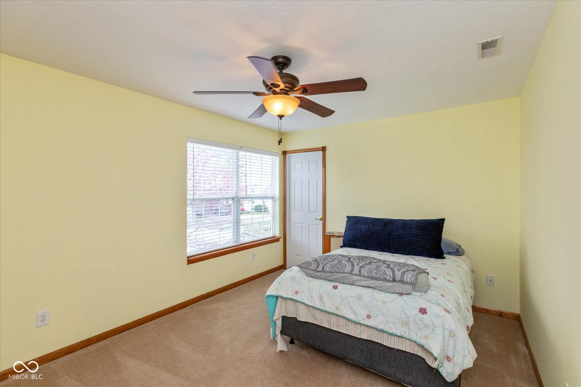 Whiteland, Indiana 46184, United States, 4 Bedrooms Bedrooms, ,3 BathroomsBathrooms,Residential,Pending,108521