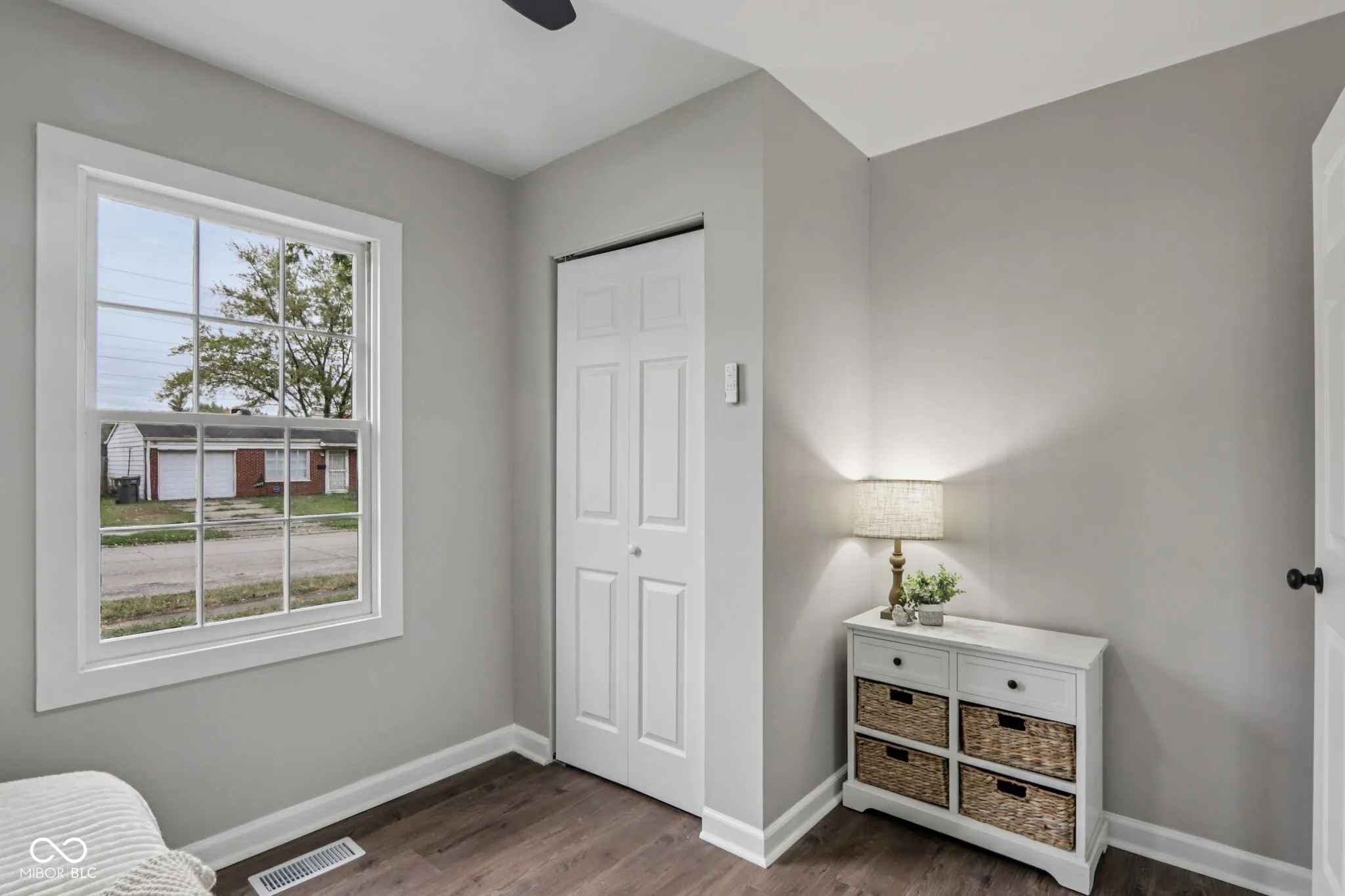 Indianapolis, Indiana 46226, United States, 3 Bedrooms Bedrooms, ,1 BathroomBathrooms,Residential,Active,233654