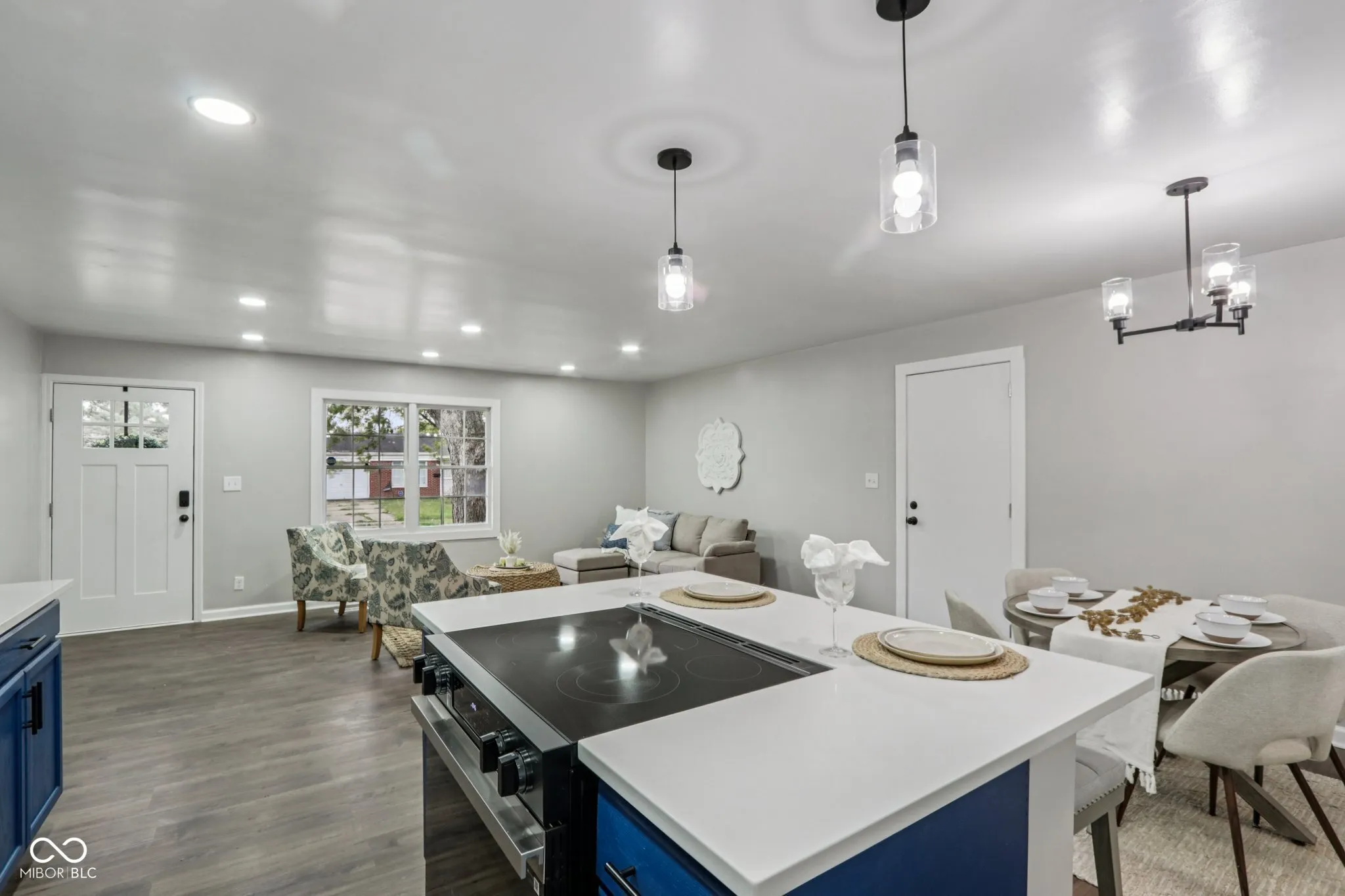 Indianapolis, Indiana 46226, United States, 3 Bedrooms Bedrooms, ,1 BathroomBathrooms,Residential,Active,233654