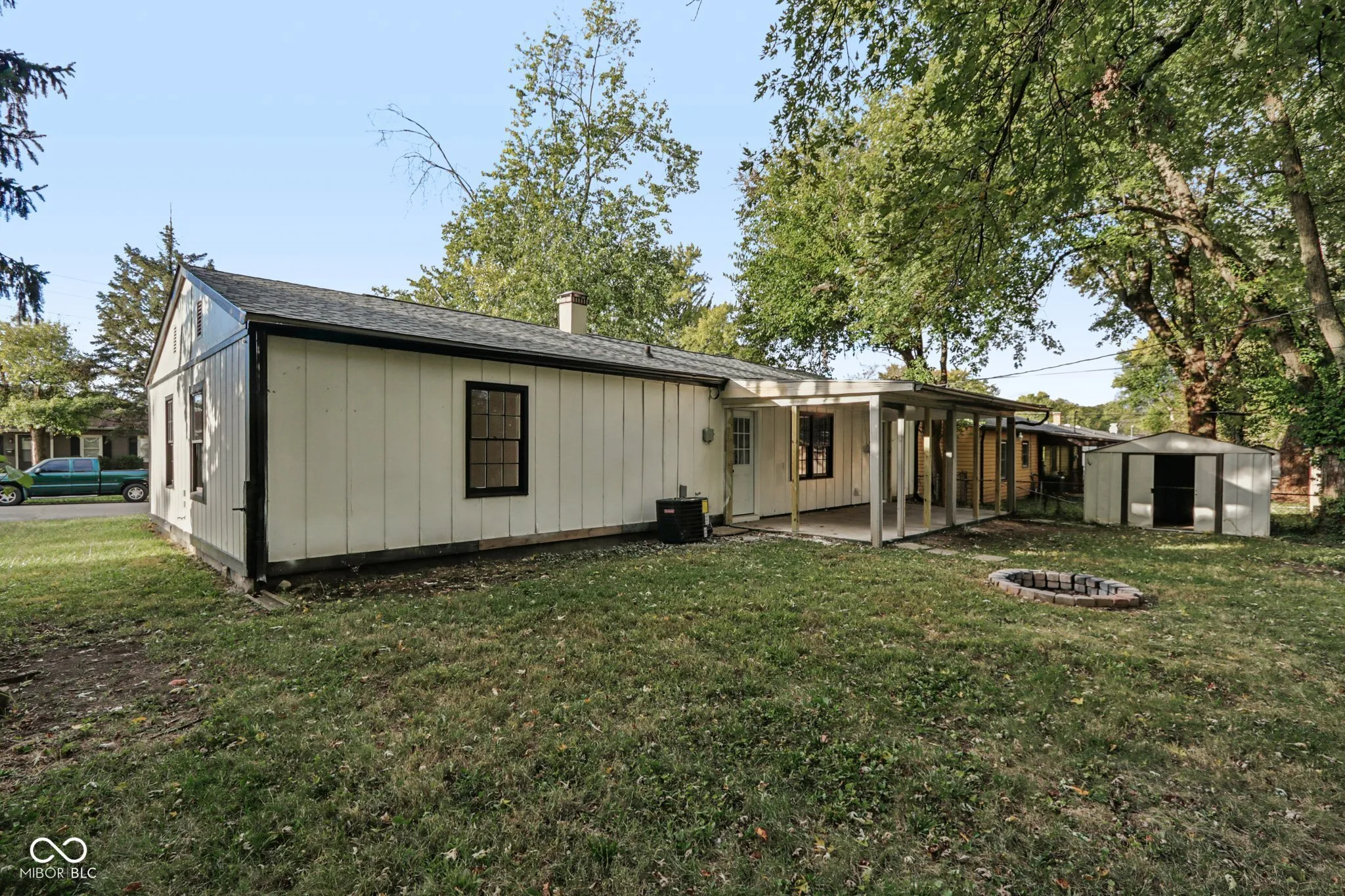 Indianapolis, Indiana 46226, United States, 3 Bedrooms Bedrooms, ,1 BathroomBathrooms,Residential,Active,233654