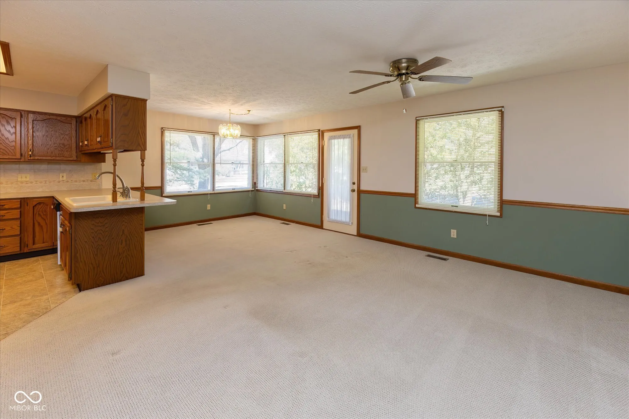 Brownsburg, Indiana 46112, United States, 2 Bedrooms Bedrooms, ,3 BathroomsBathrooms,Residential,Active,92366