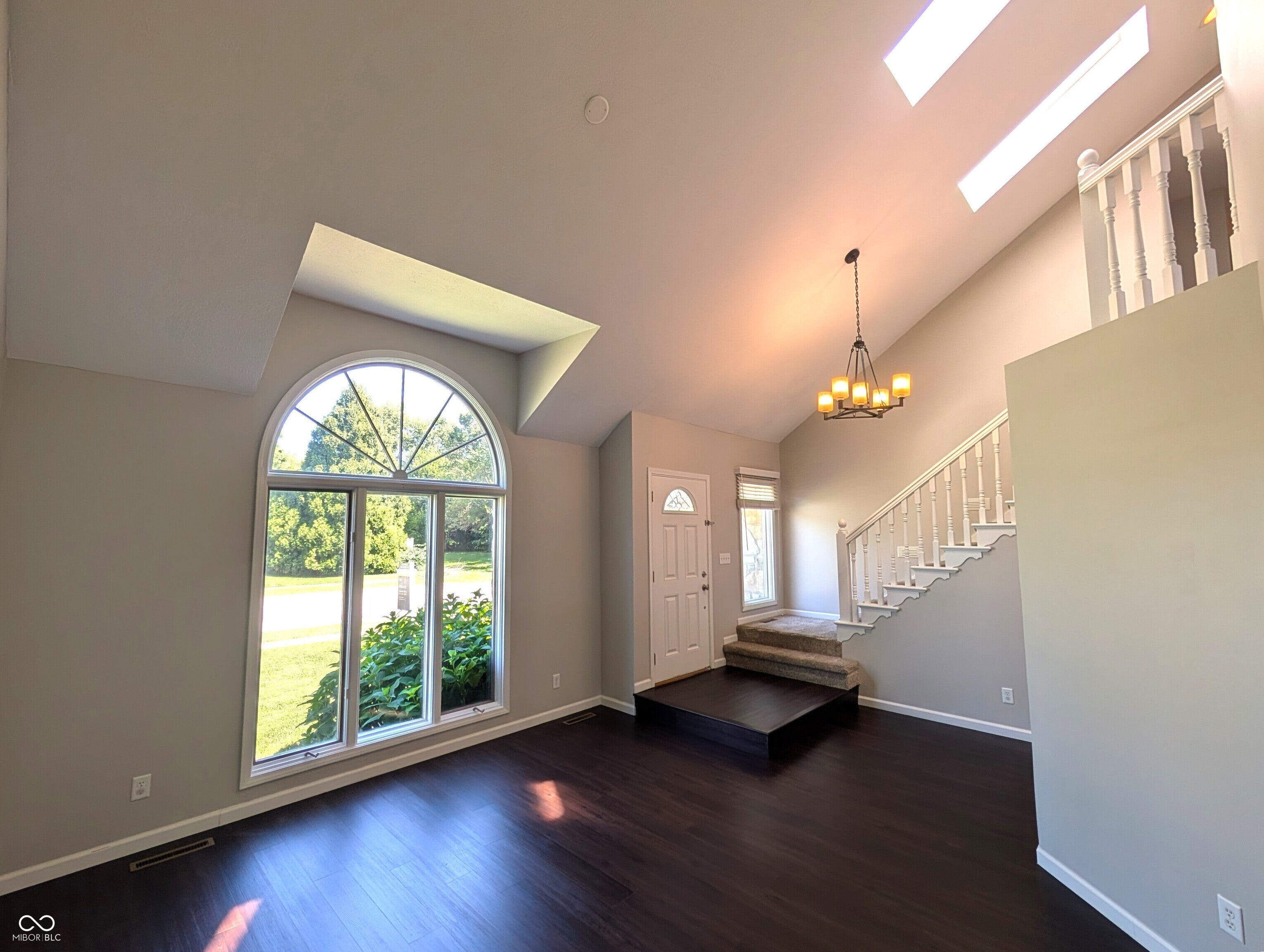 2323 Crump Lane