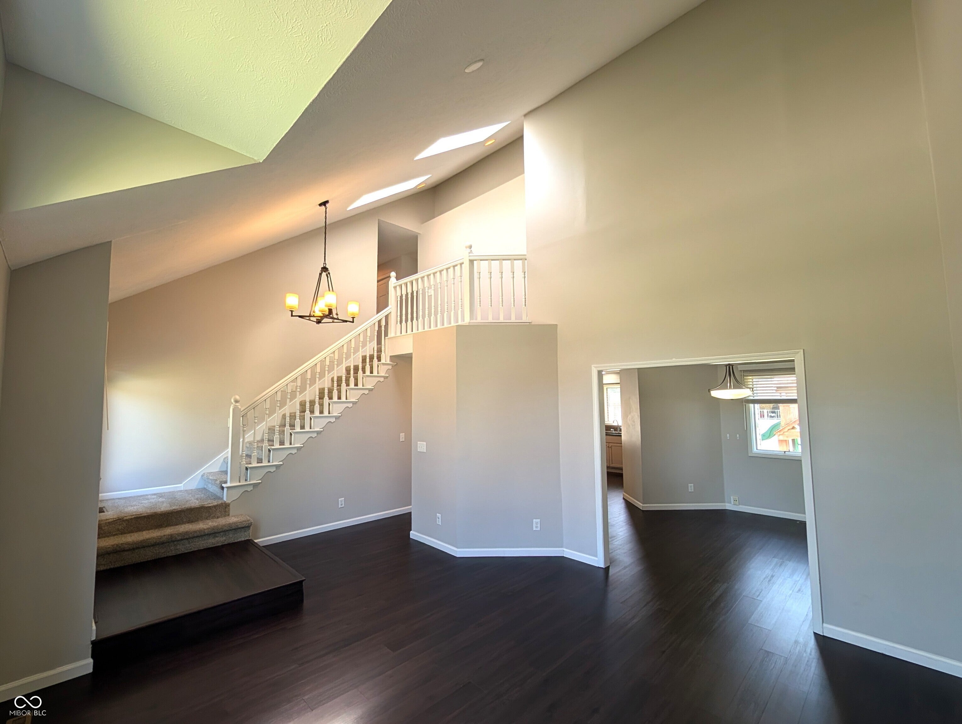 2323 Crump Lane