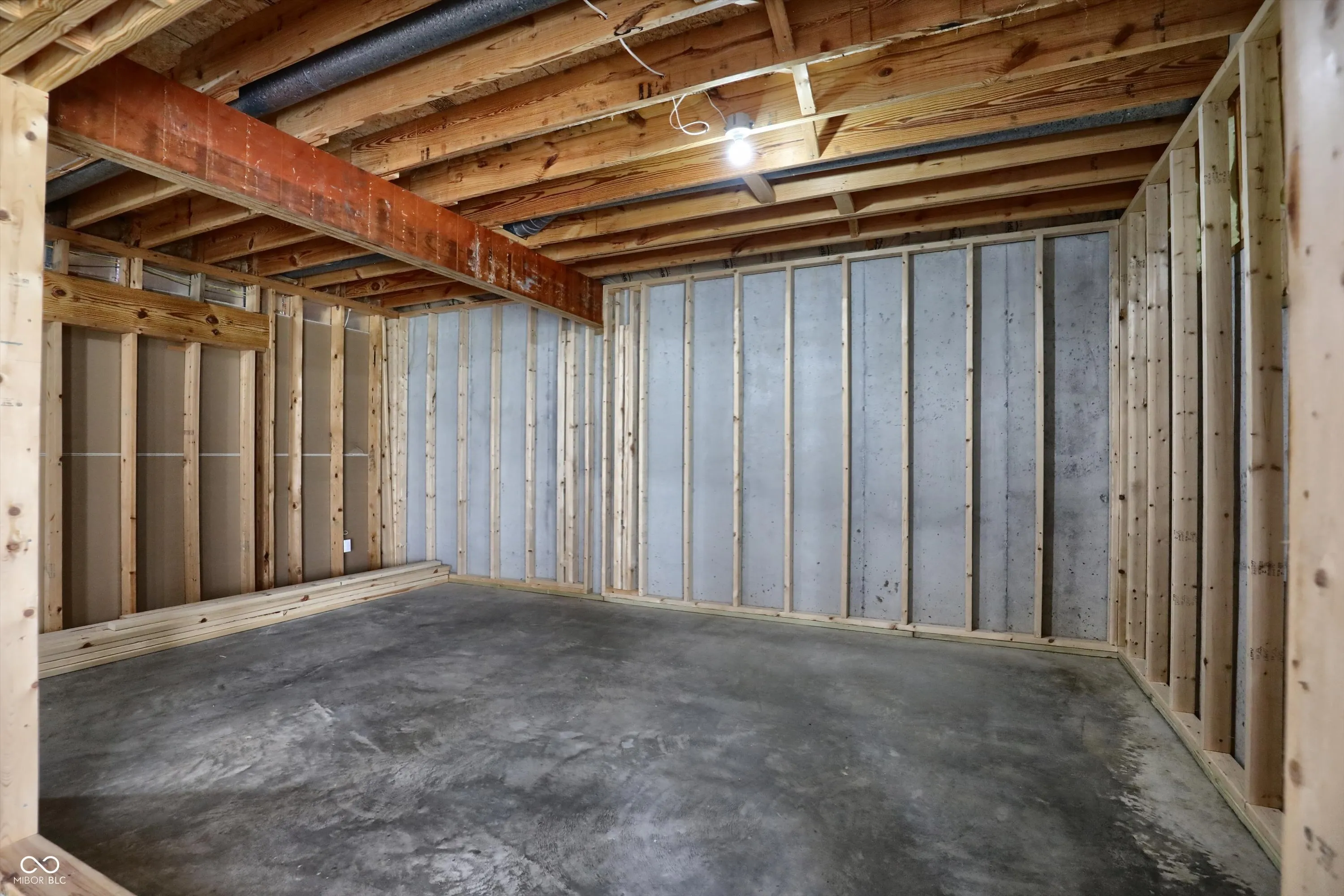 Indianapolis, Indiana 46256, United States, 4 Bedrooms Bedrooms, ,4 BathroomsBathrooms,Residential,Pending,111851