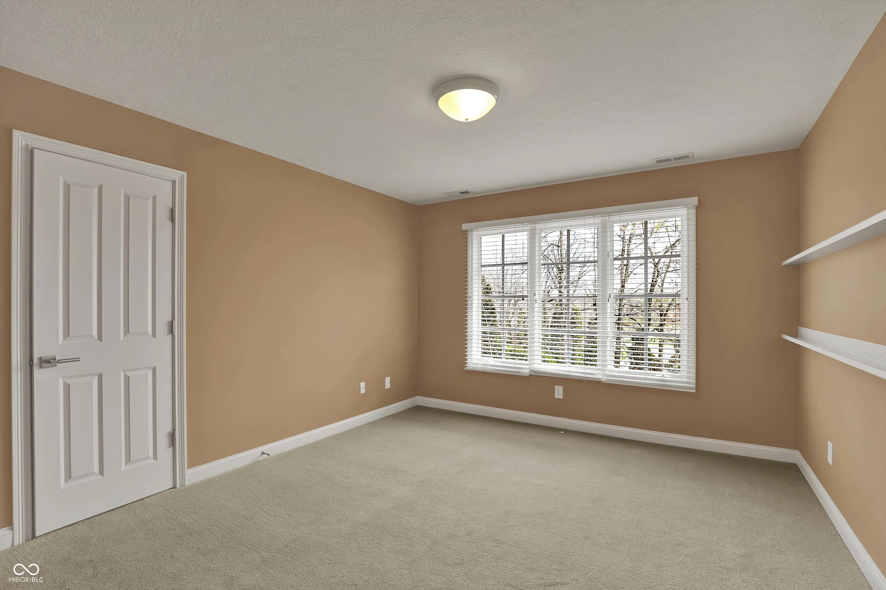 Indianapolis, Indiana 46256, United States, 4 Bedrooms Bedrooms, ,4 BathroomsBathrooms,Residential,Pending,111851