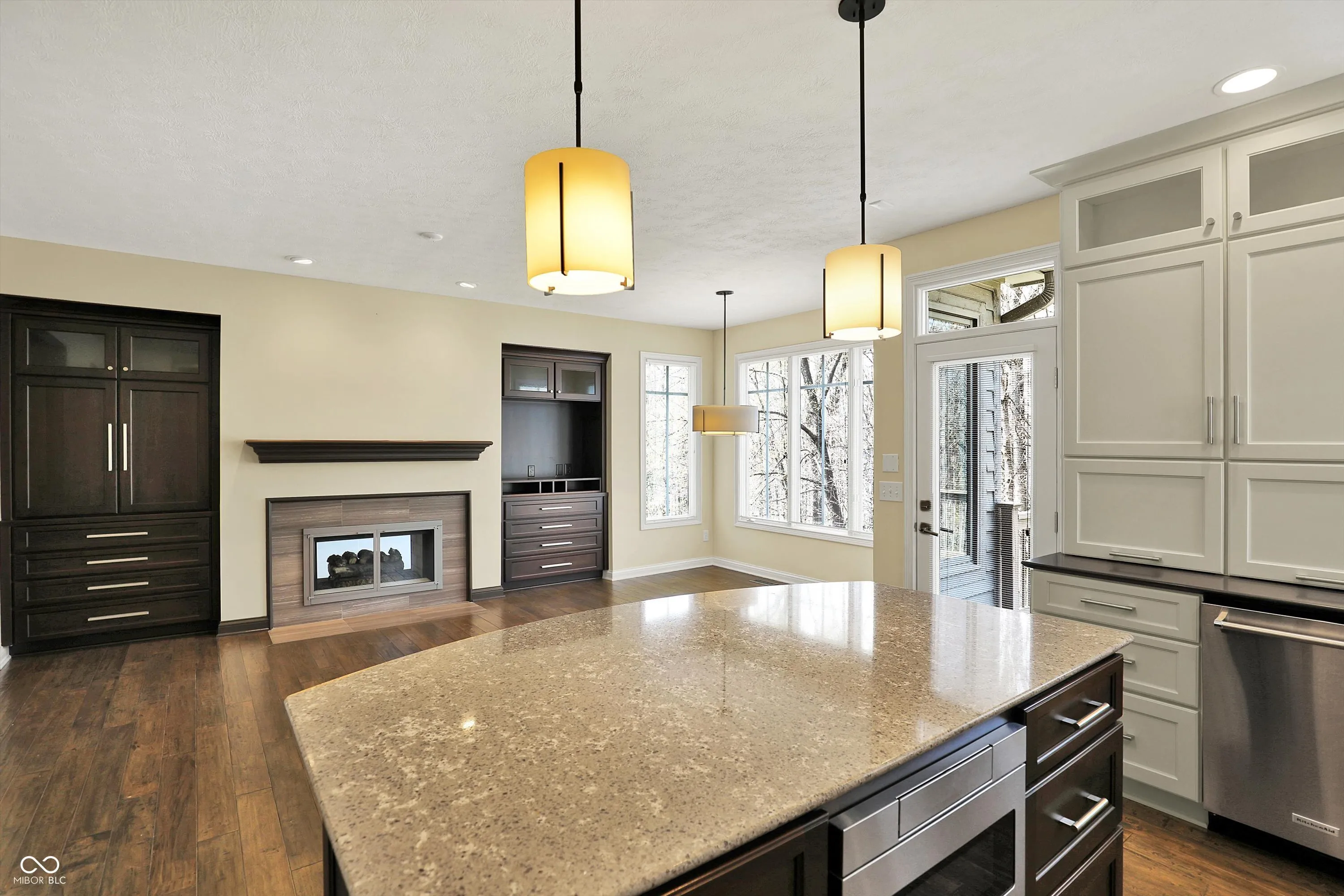 Indianapolis, Indiana 46256, United States, 4 Bedrooms Bedrooms, ,4 BathroomsBathrooms,Residential,Pending,111851