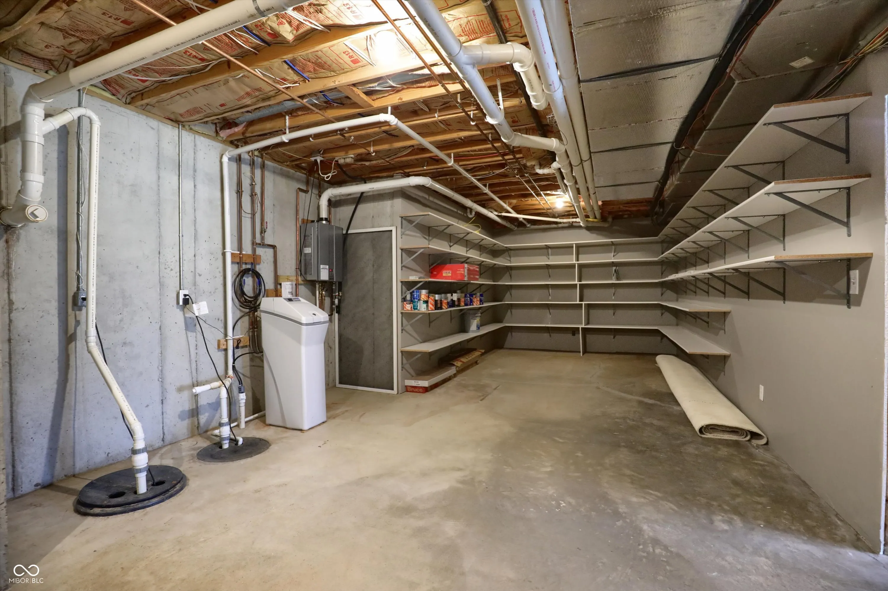 Indianapolis, Indiana 46256, United States, 4 Bedrooms Bedrooms, ,4 BathroomsBathrooms,Residential,Pending,111851