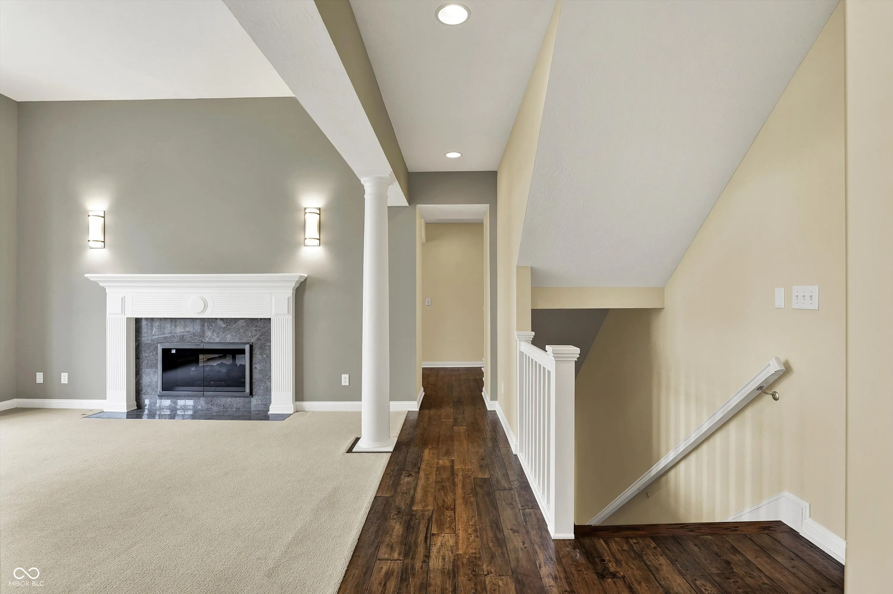 Indianapolis, Indiana 46256, United States, 4 Bedrooms Bedrooms, ,4 BathroomsBathrooms,Residential,Pending,111851