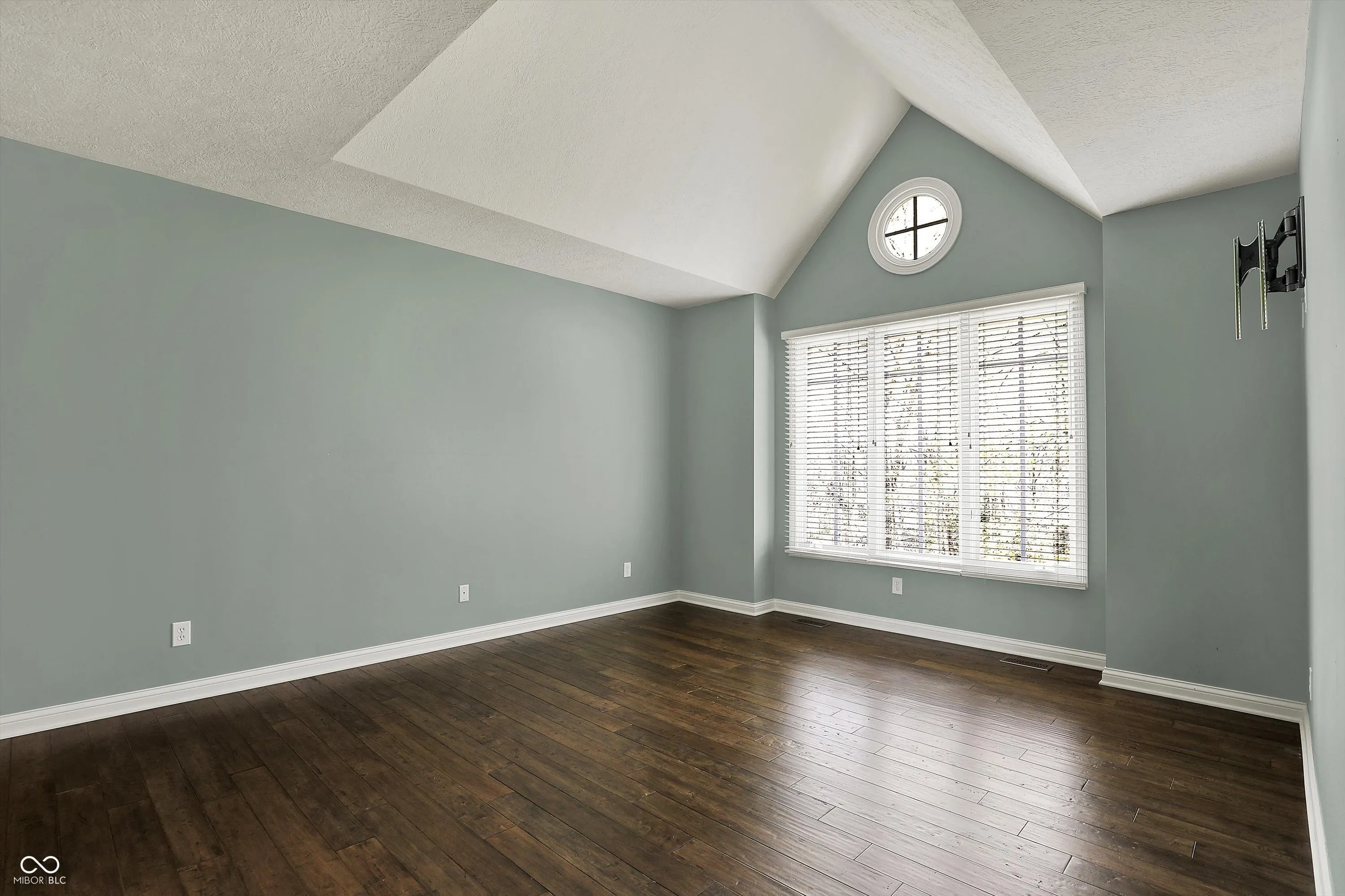 Indianapolis, Indiana 46256, United States, 4 Bedrooms Bedrooms, ,4 BathroomsBathrooms,Residential,Pending,111851