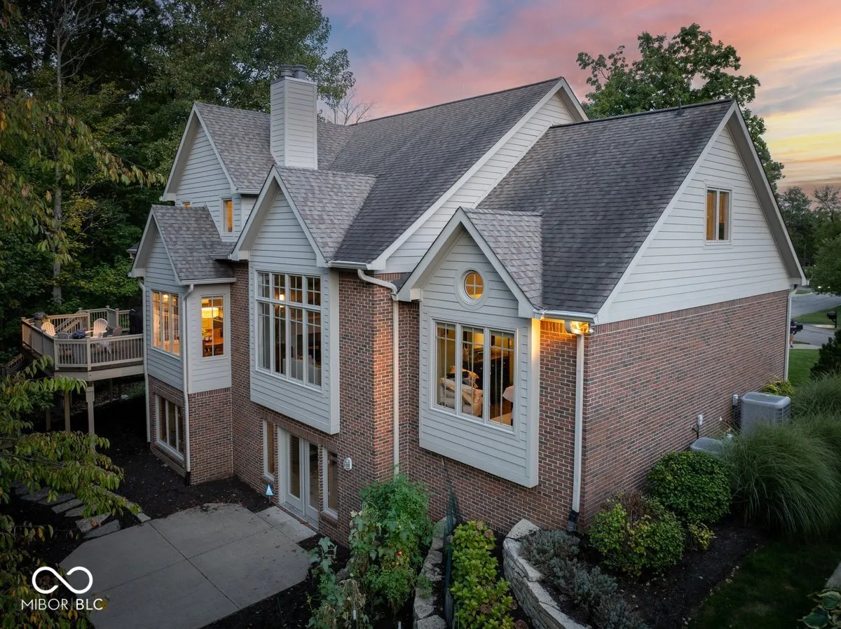 Indianapolis, Indiana 46256, United States, 4 Bedrooms Bedrooms, ,4 BathroomsBathrooms,Residential,Pending,111851