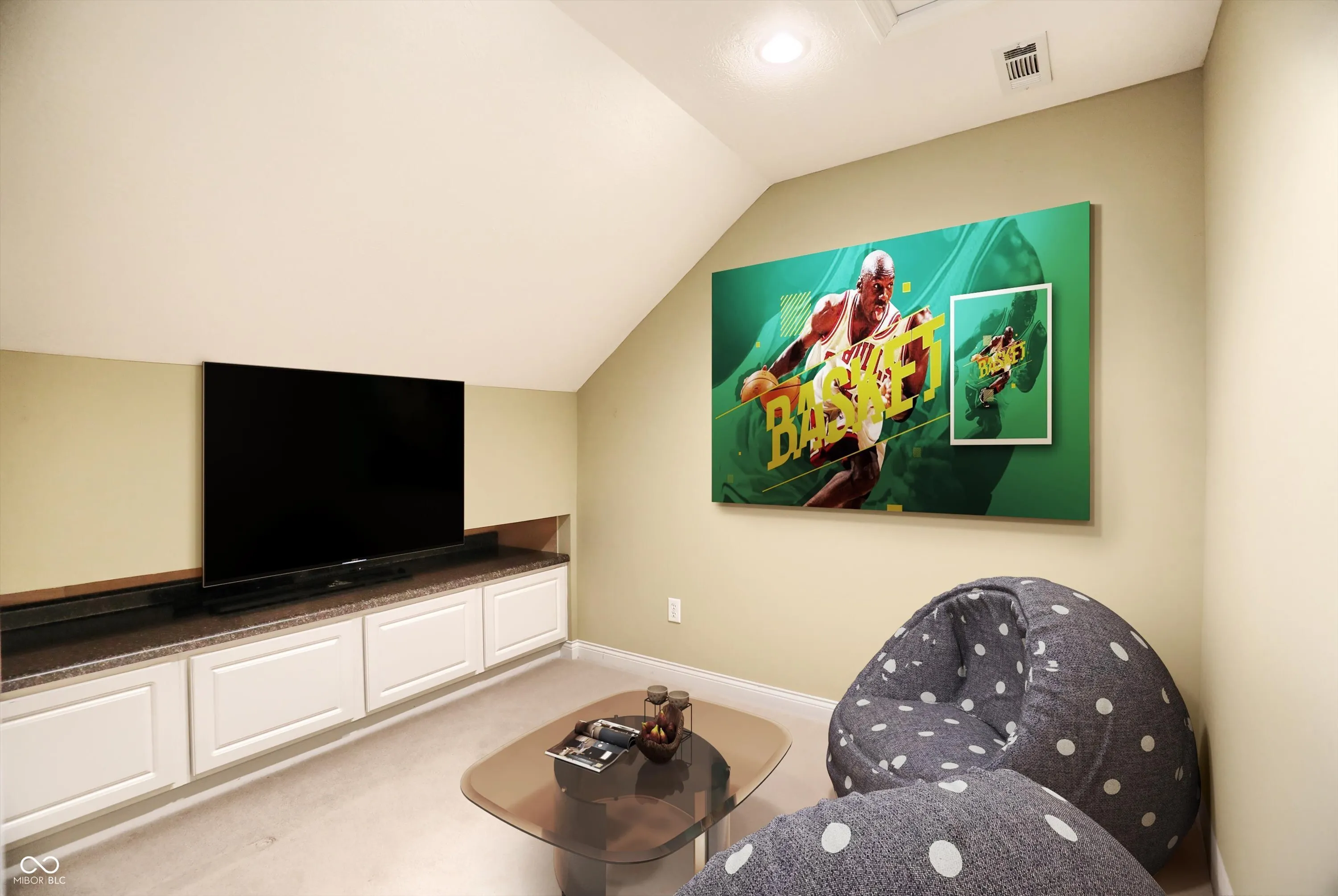 Indianapolis, Indiana 46256, United States, 4 Bedrooms Bedrooms, ,4 BathroomsBathrooms,Residential,Pending,111851