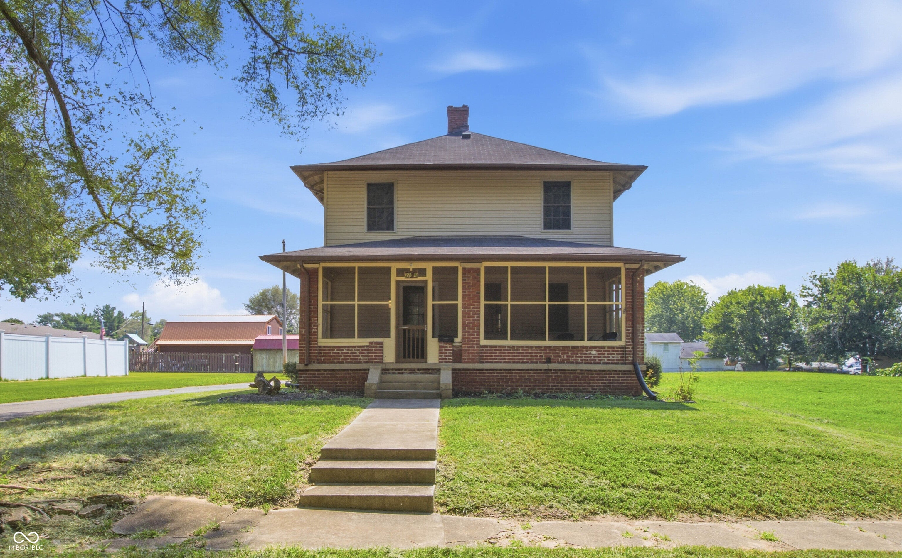 2115 Irwin Drive