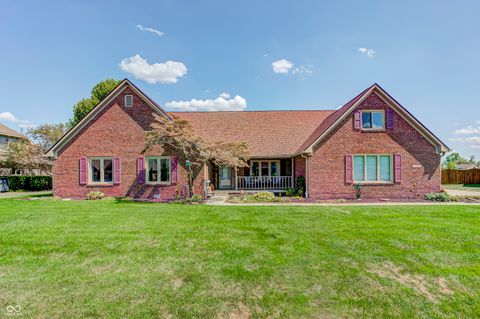 1711 Hunters Trail Brownsburg IN 46112