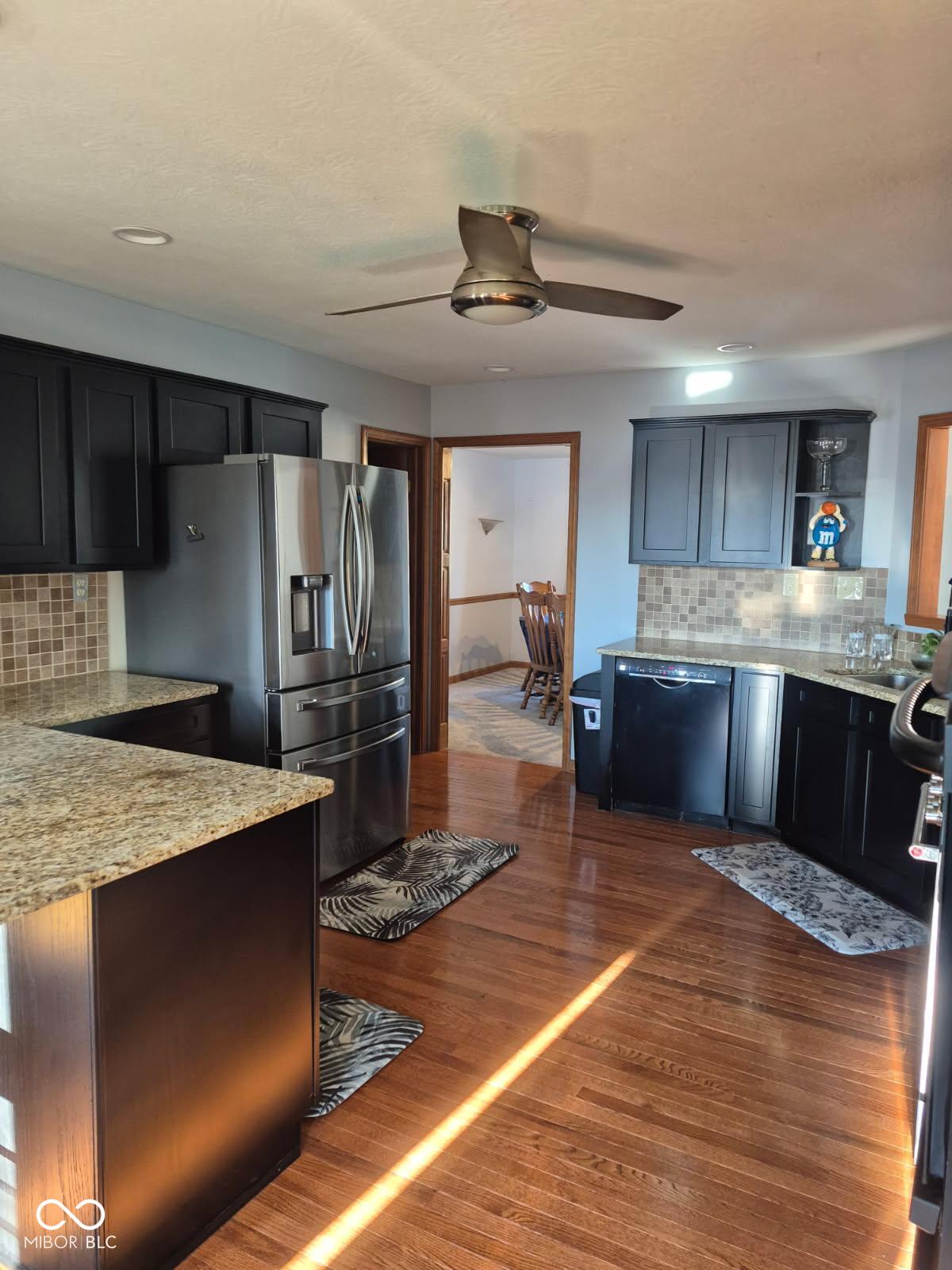 1711 Hunters Trail