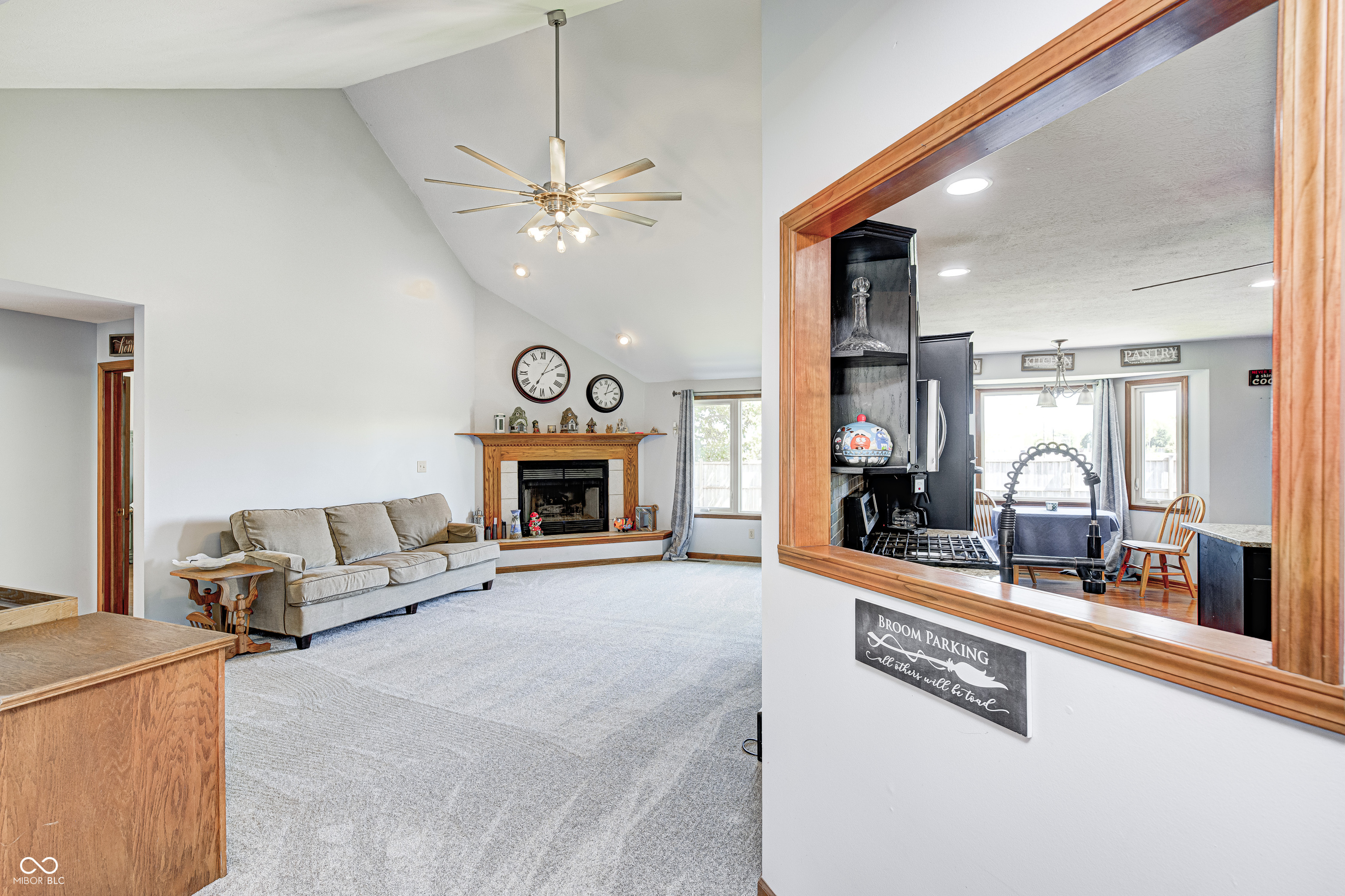 1711 Hunters Trail