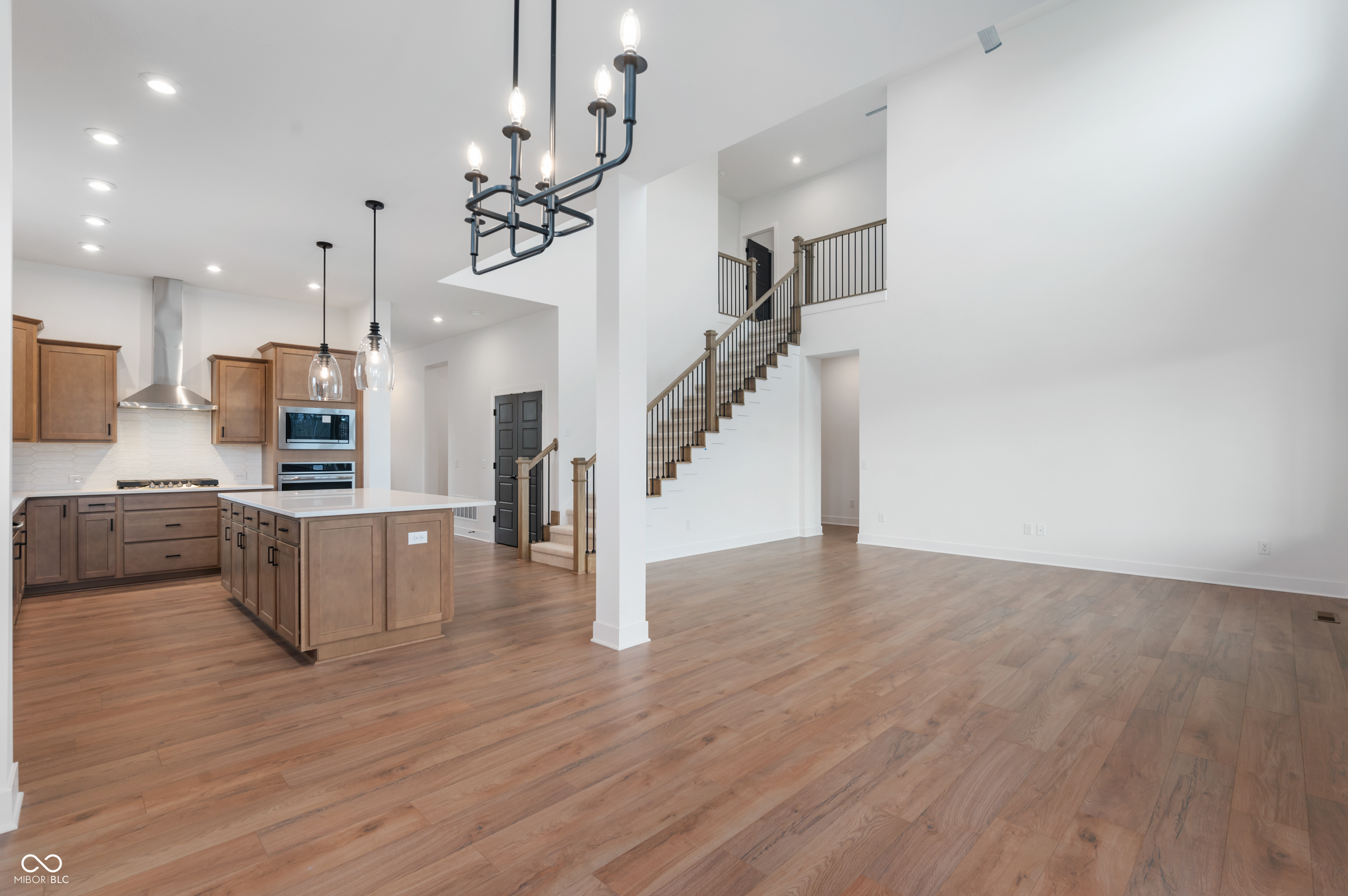 11947 Gray Ghost Way