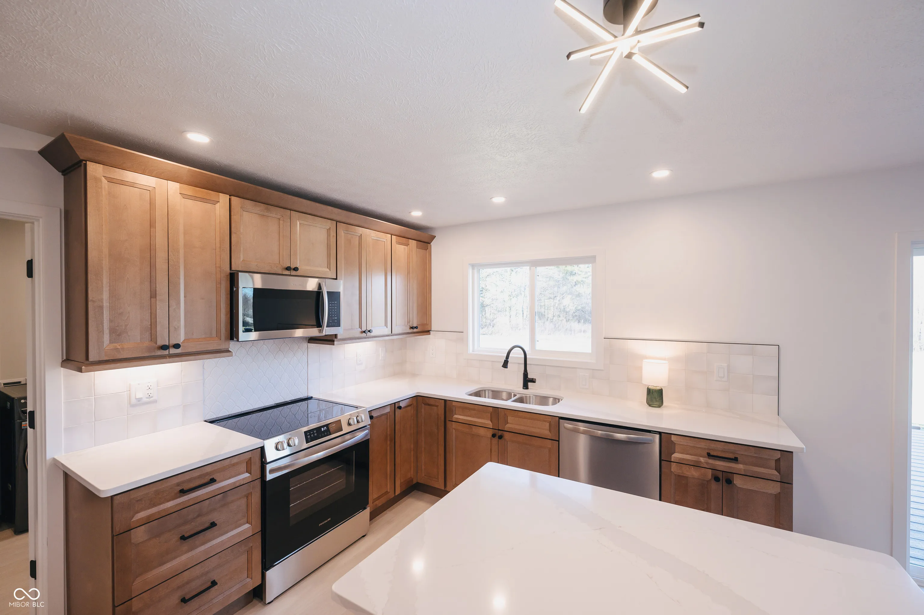 Columbus, Indiana 47201, United States, 3 Bedrooms Bedrooms, ,3 BathroomsBathrooms,Residential,Active,13244