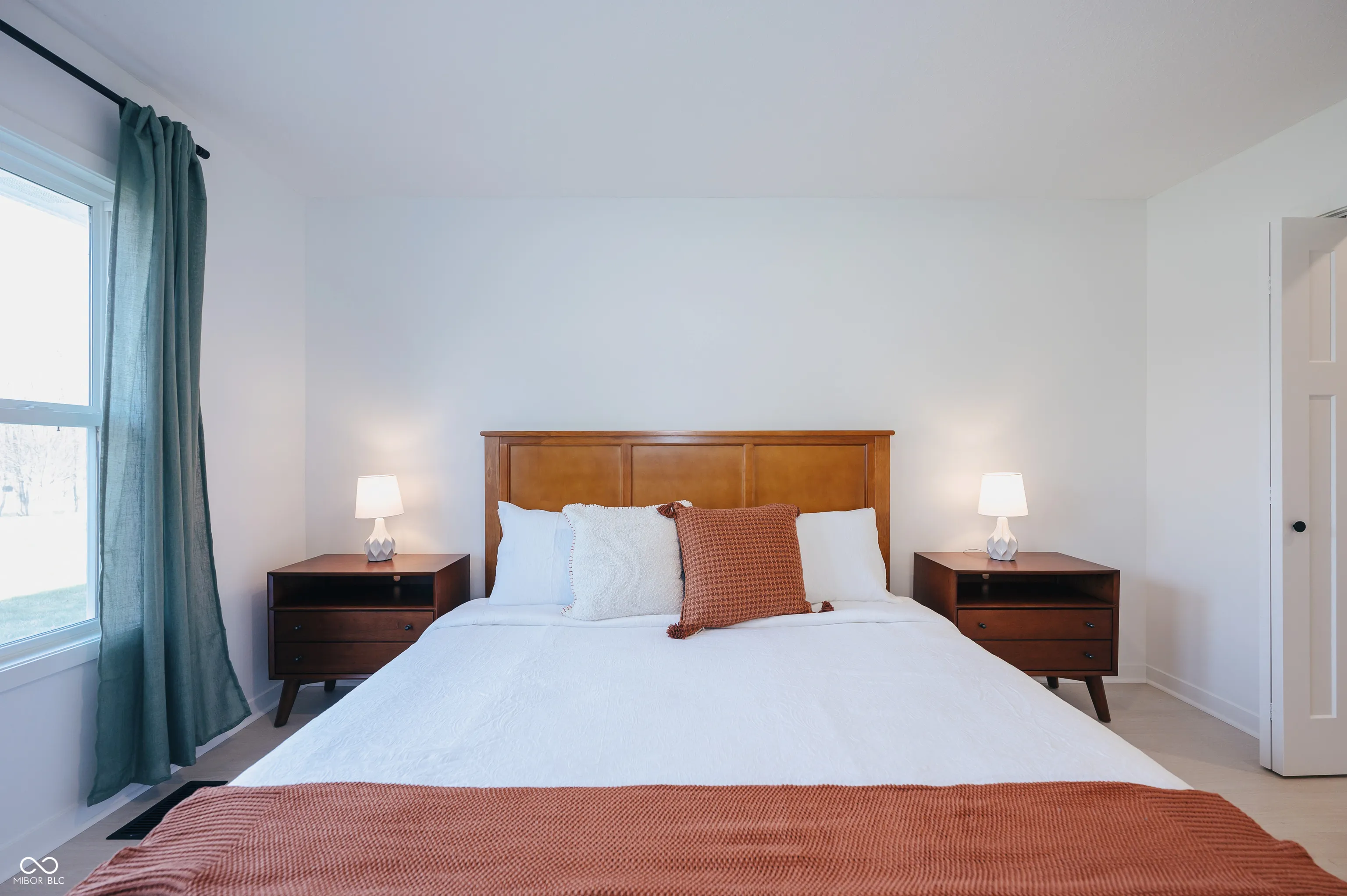 Columbus, Indiana 47201, United States, 3 Bedrooms Bedrooms, ,3 BathroomsBathrooms,Residential,Active,13244