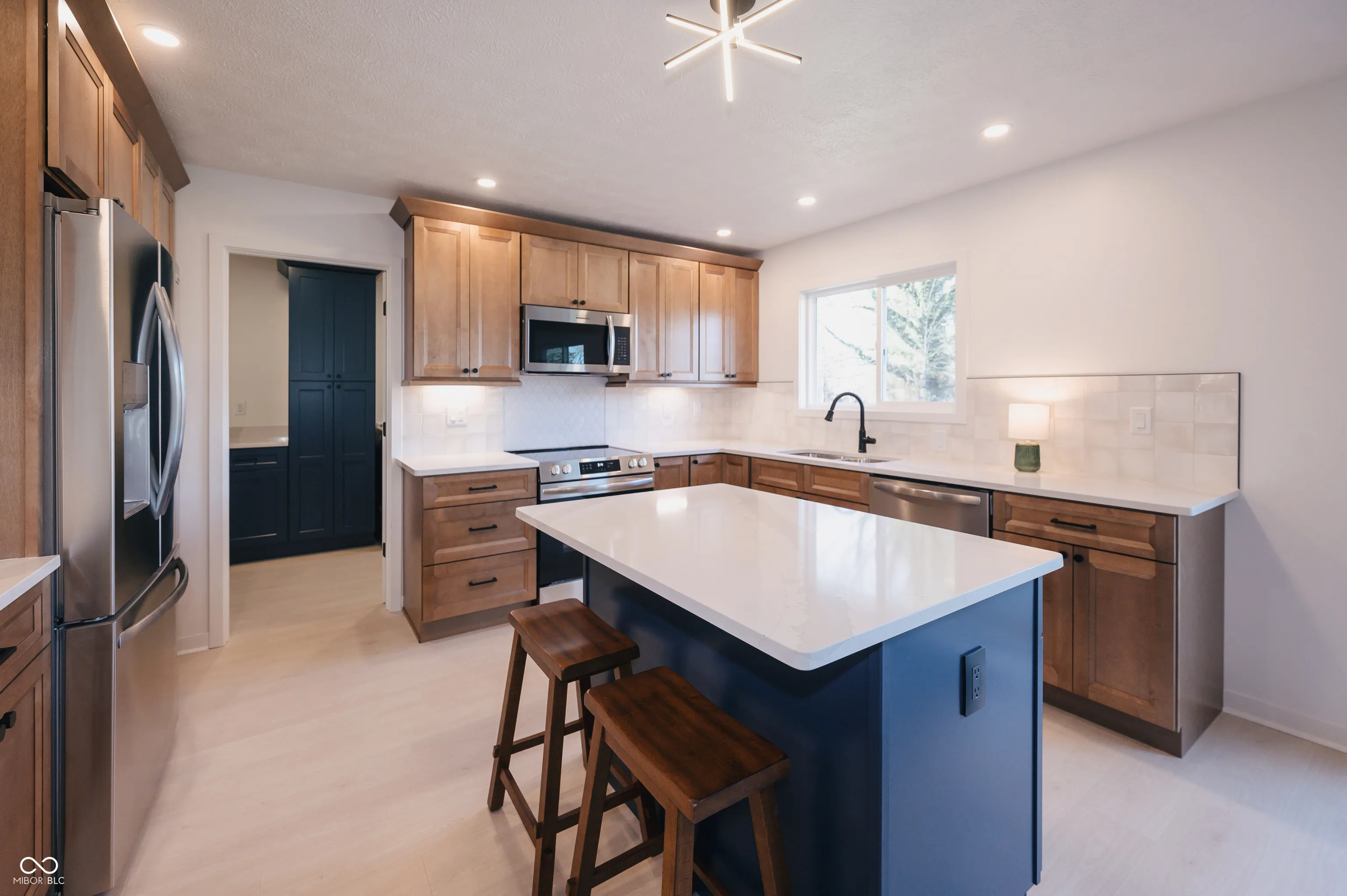 Columbus, Indiana 47201, United States, 3 Bedrooms Bedrooms, ,3 BathroomsBathrooms,Residential,Active,13244