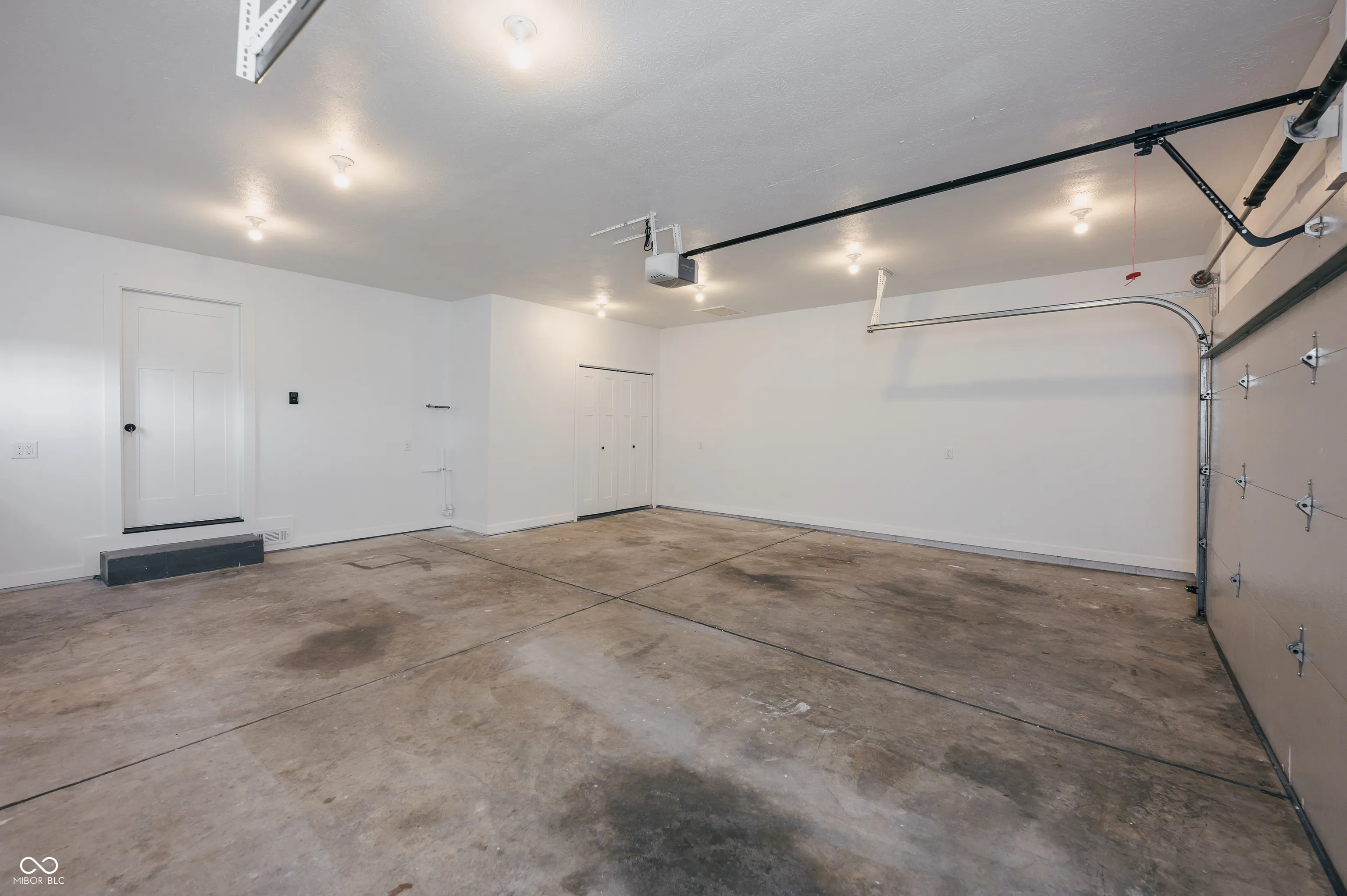 Columbus, Indiana 47201, United States, 3 Bedrooms Bedrooms, ,3 BathroomsBathrooms,Residential,Active,13244