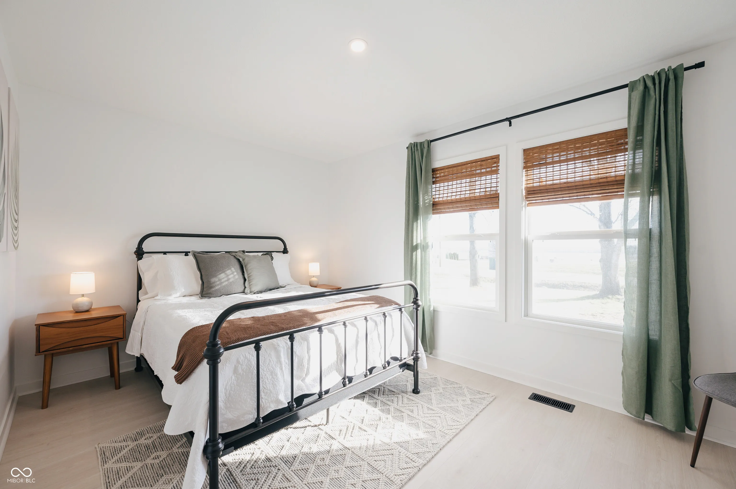 Columbus, Indiana 47201, United States, 3 Bedrooms Bedrooms, ,3 BathroomsBathrooms,Residential,Active,13244