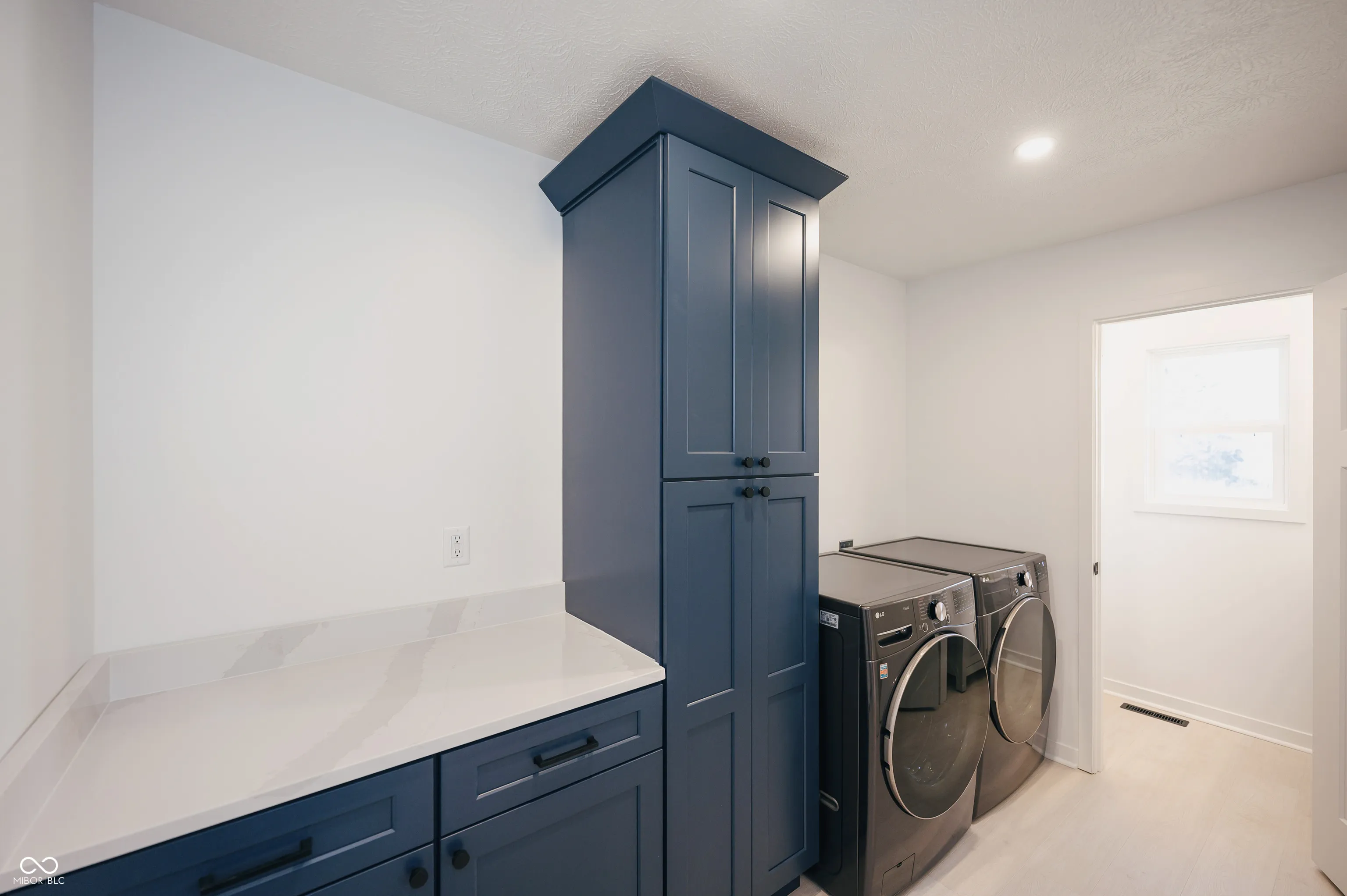 Columbus, Indiana 47201, United States, 3 Bedrooms Bedrooms, ,3 BathroomsBathrooms,Residential,Active,13244