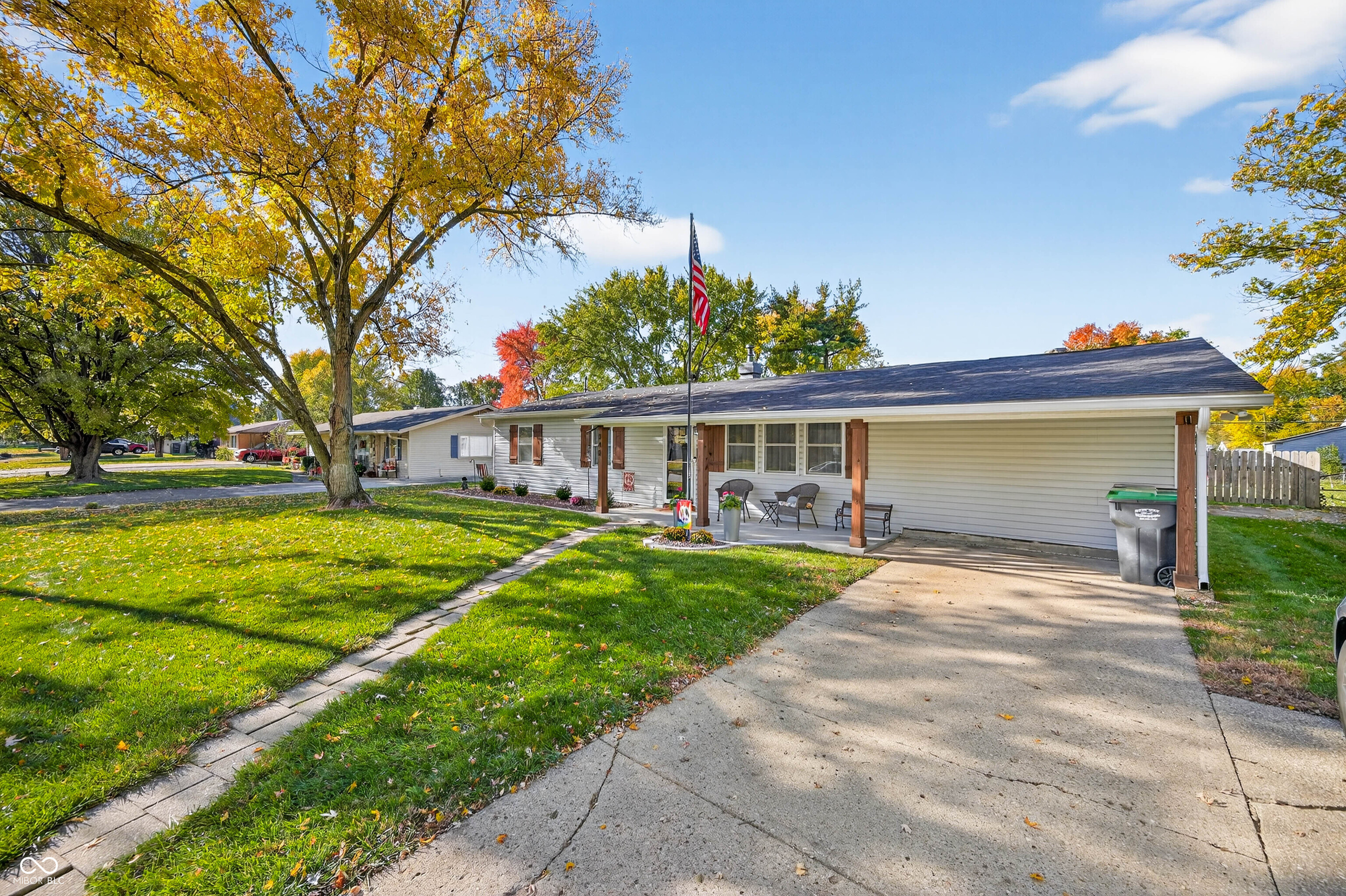 840 Sweetbriar Avenue