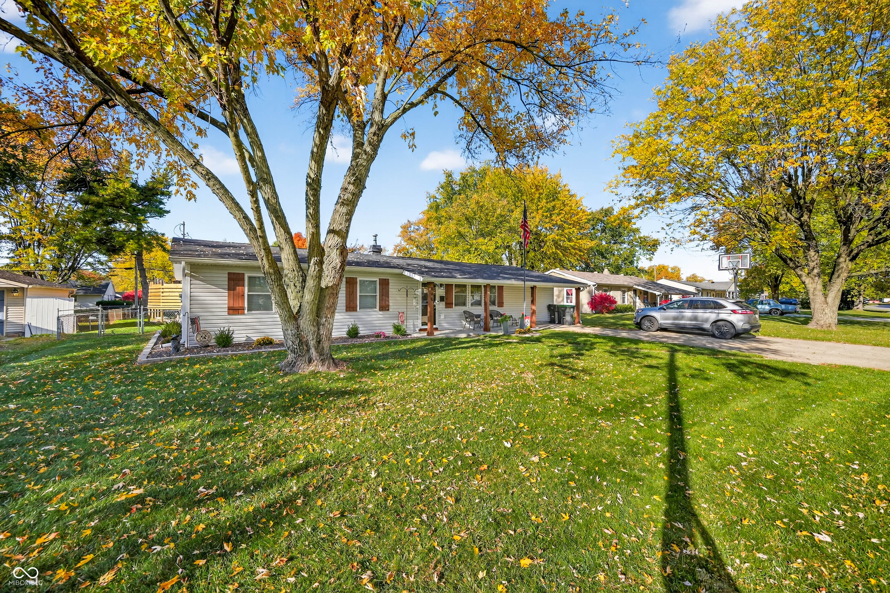 840 Sweetbriar Avenue