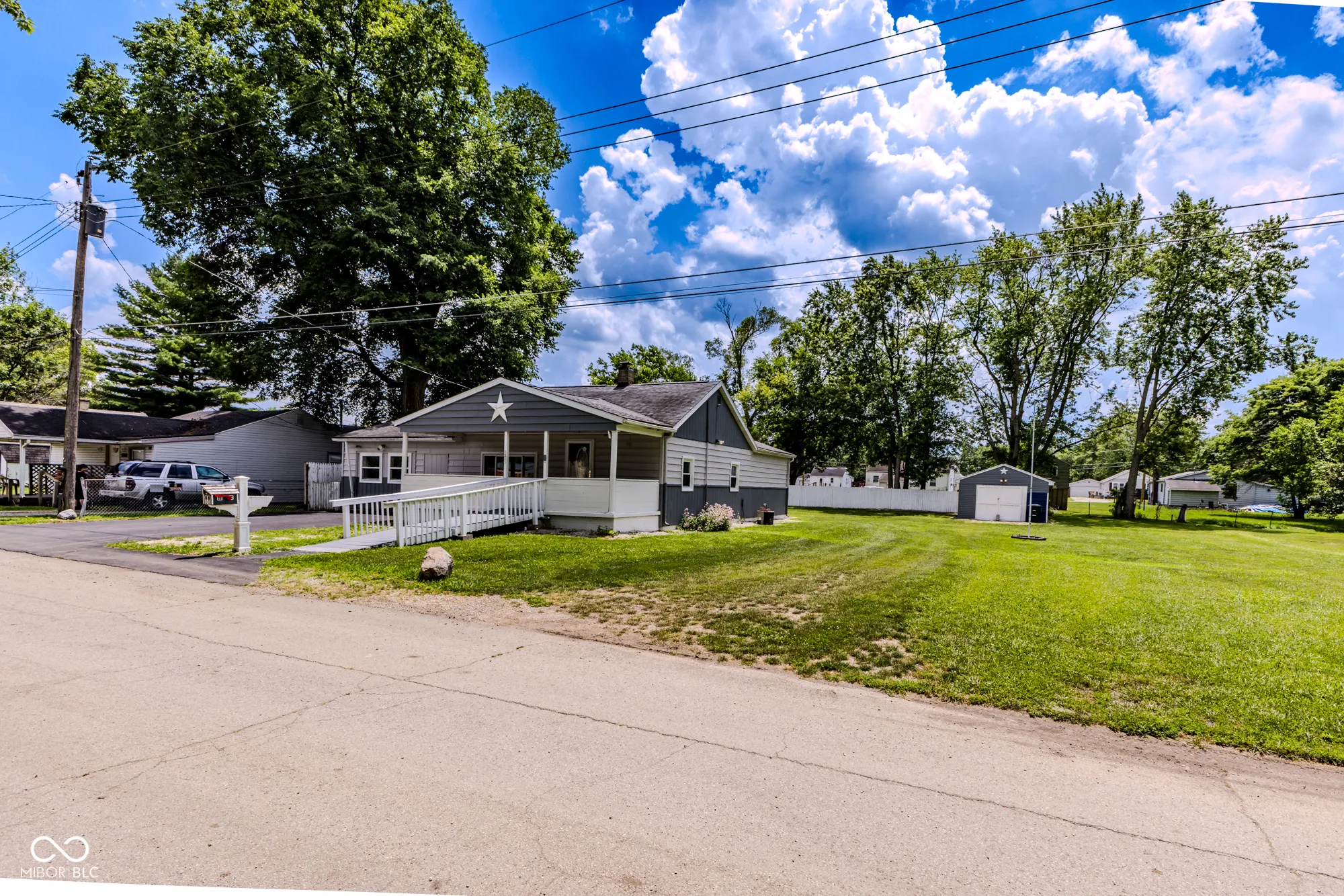 Muncie, Indiana 47302, United States, 2 Bedrooms Bedrooms, ,1 BathroomBathrooms,Residential,Active,160452