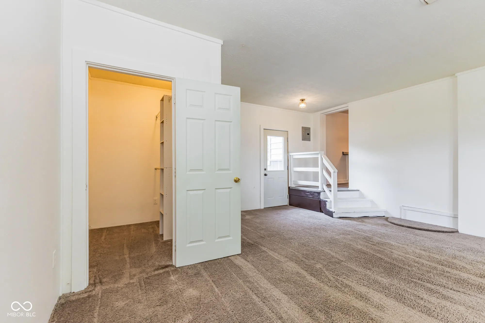 Muncie, Indiana 47302, United States, 2 Bedrooms Bedrooms, ,1 BathroomBathrooms,Residential,Active,160452